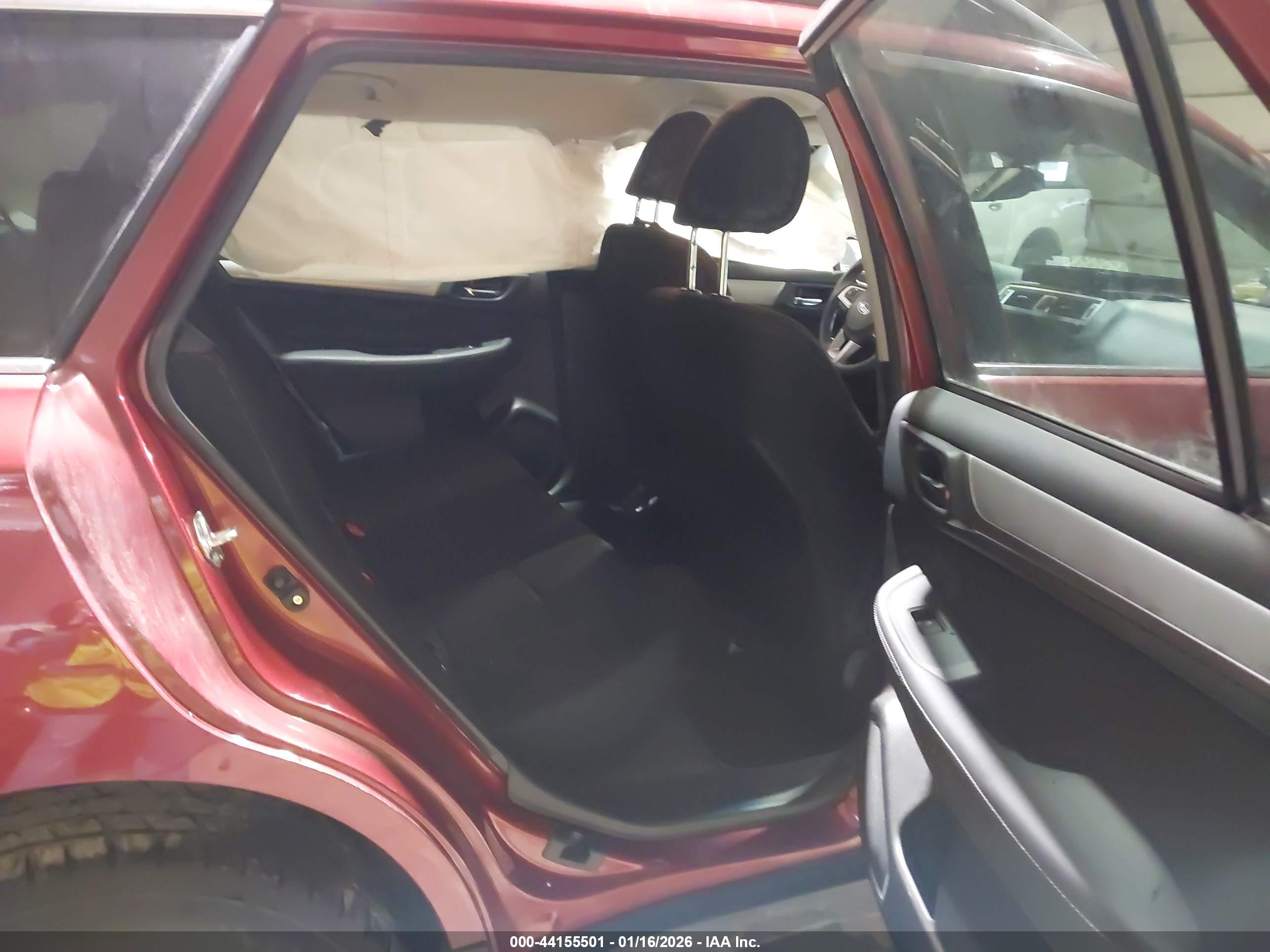 SUBARU OUTBACK image 8
