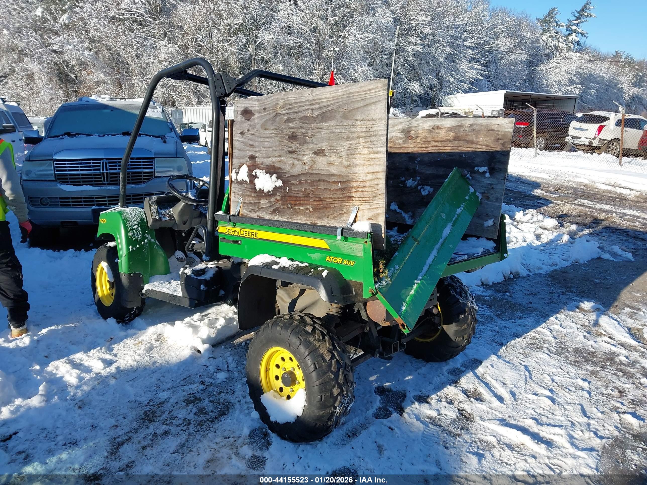 JOHN DEERE image 3