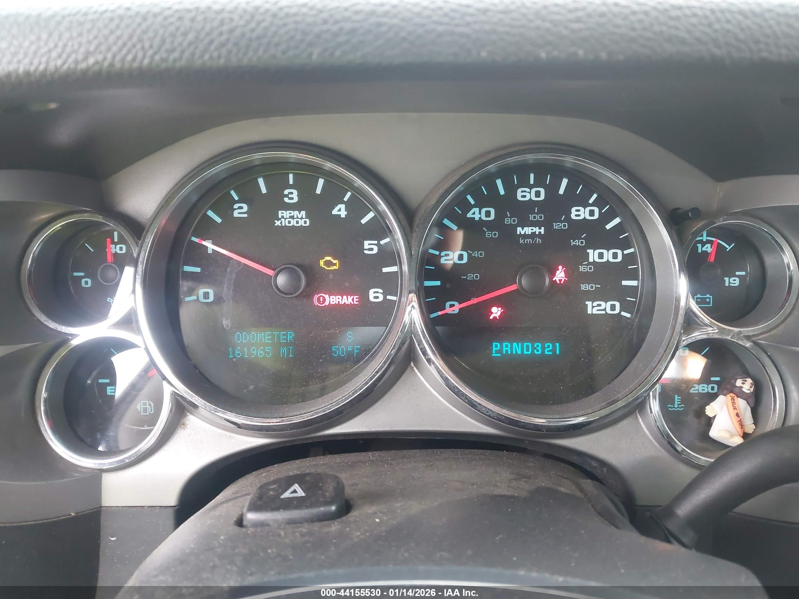 CHEVROLET SILVERADO image 7