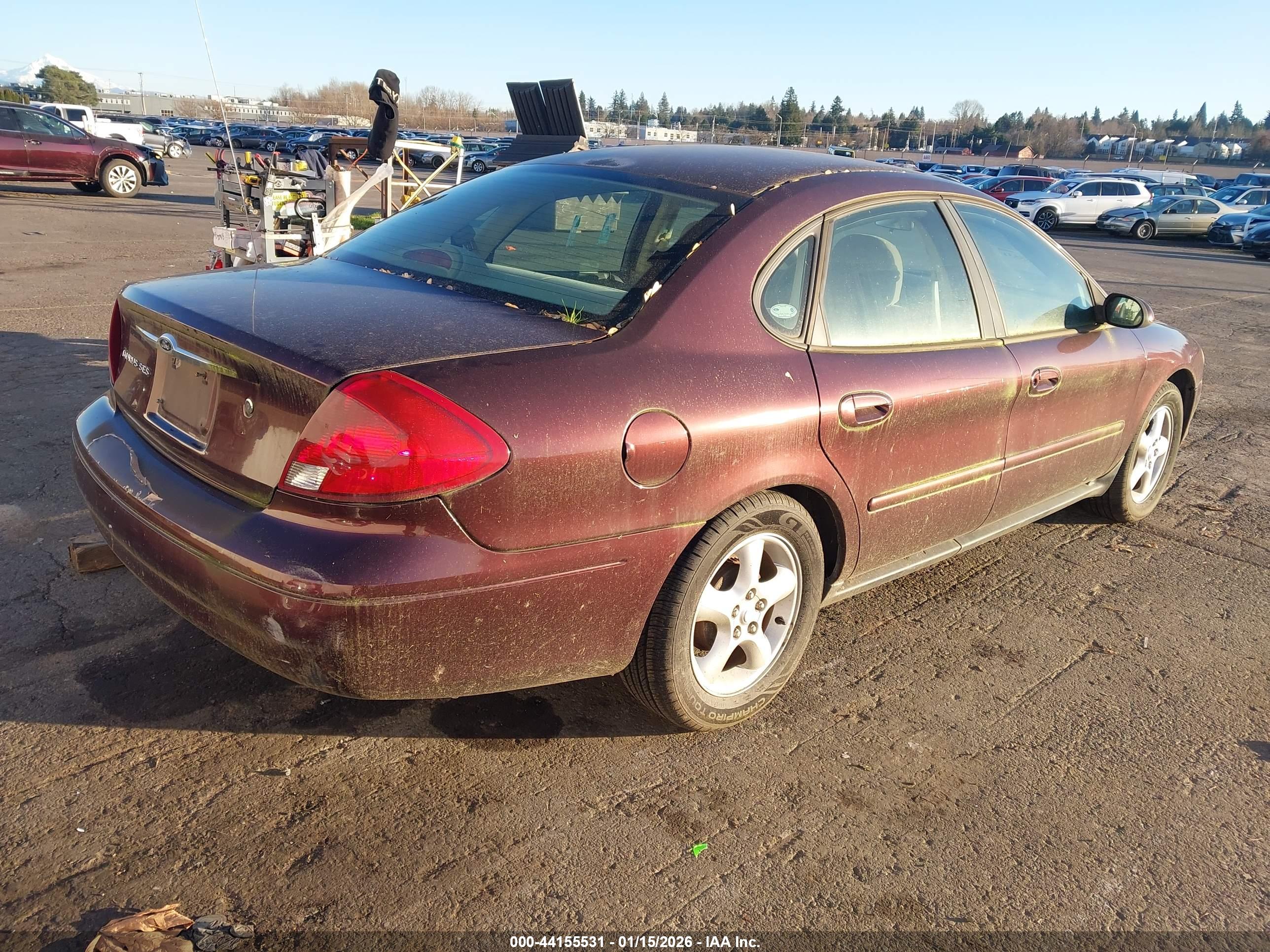 FORD TAURUS image 4