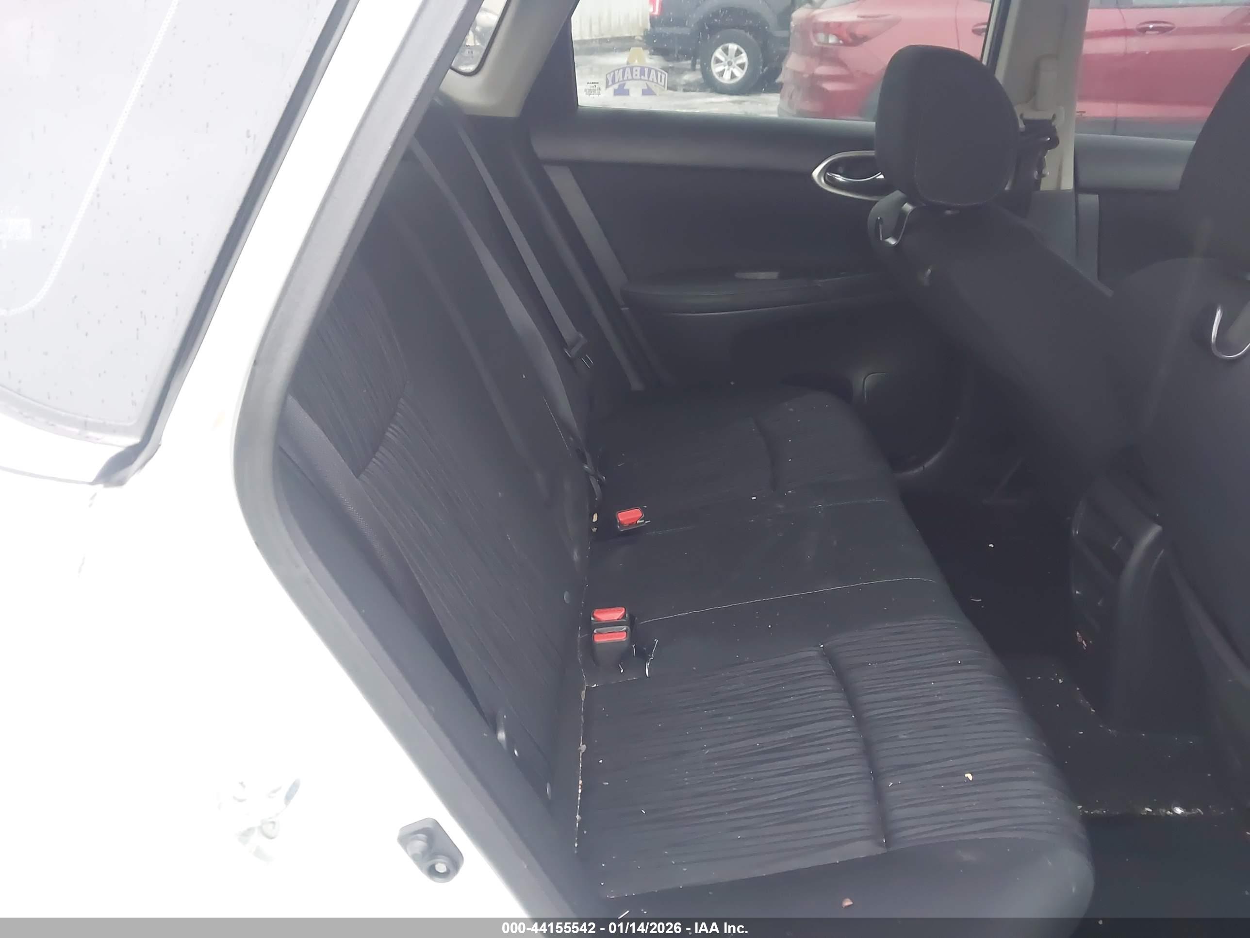 NISSAN SENTRA image 8