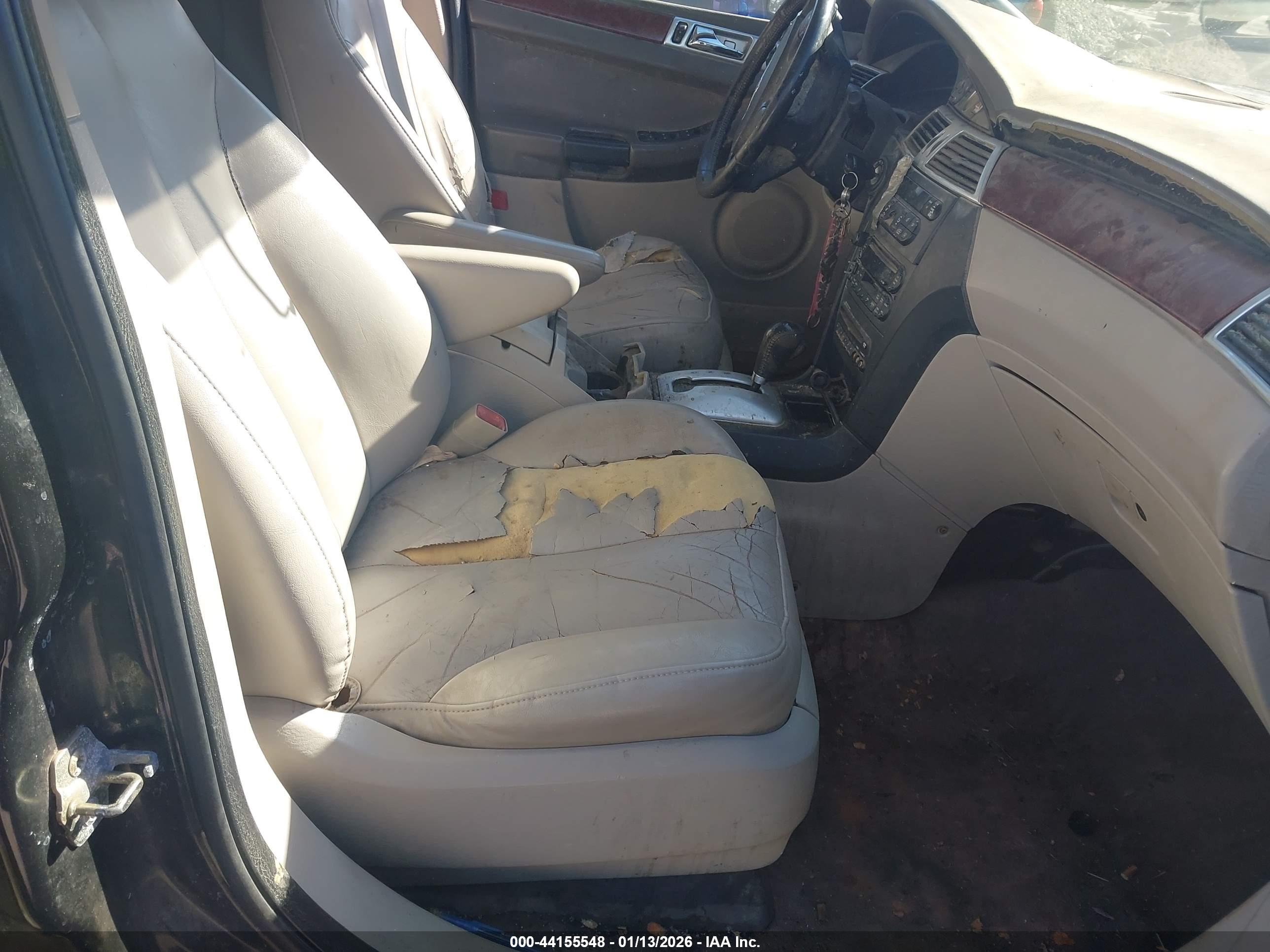 CHRYSLER PACIFICA image 5