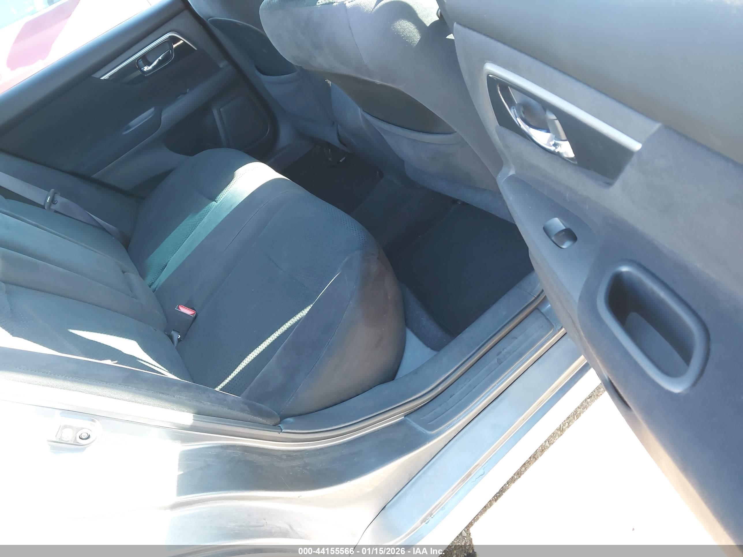 NISSAN ALTIMA image 8
