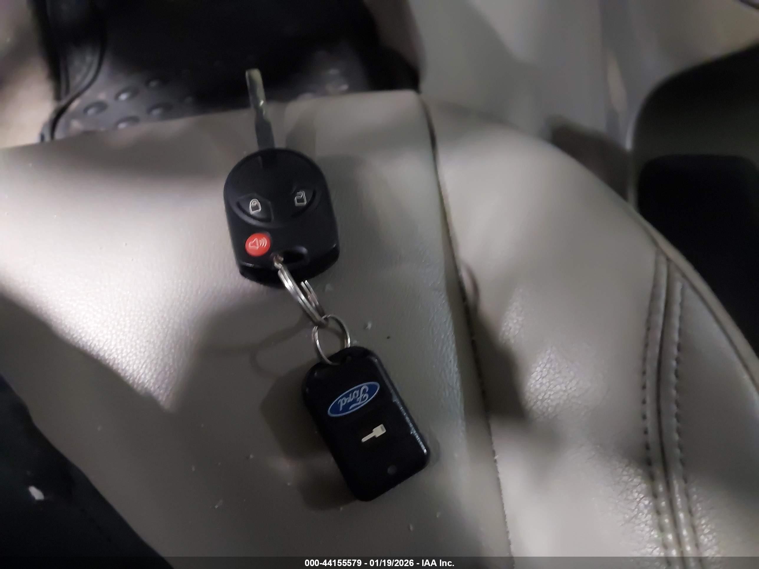 FORD ESCAPE image 11