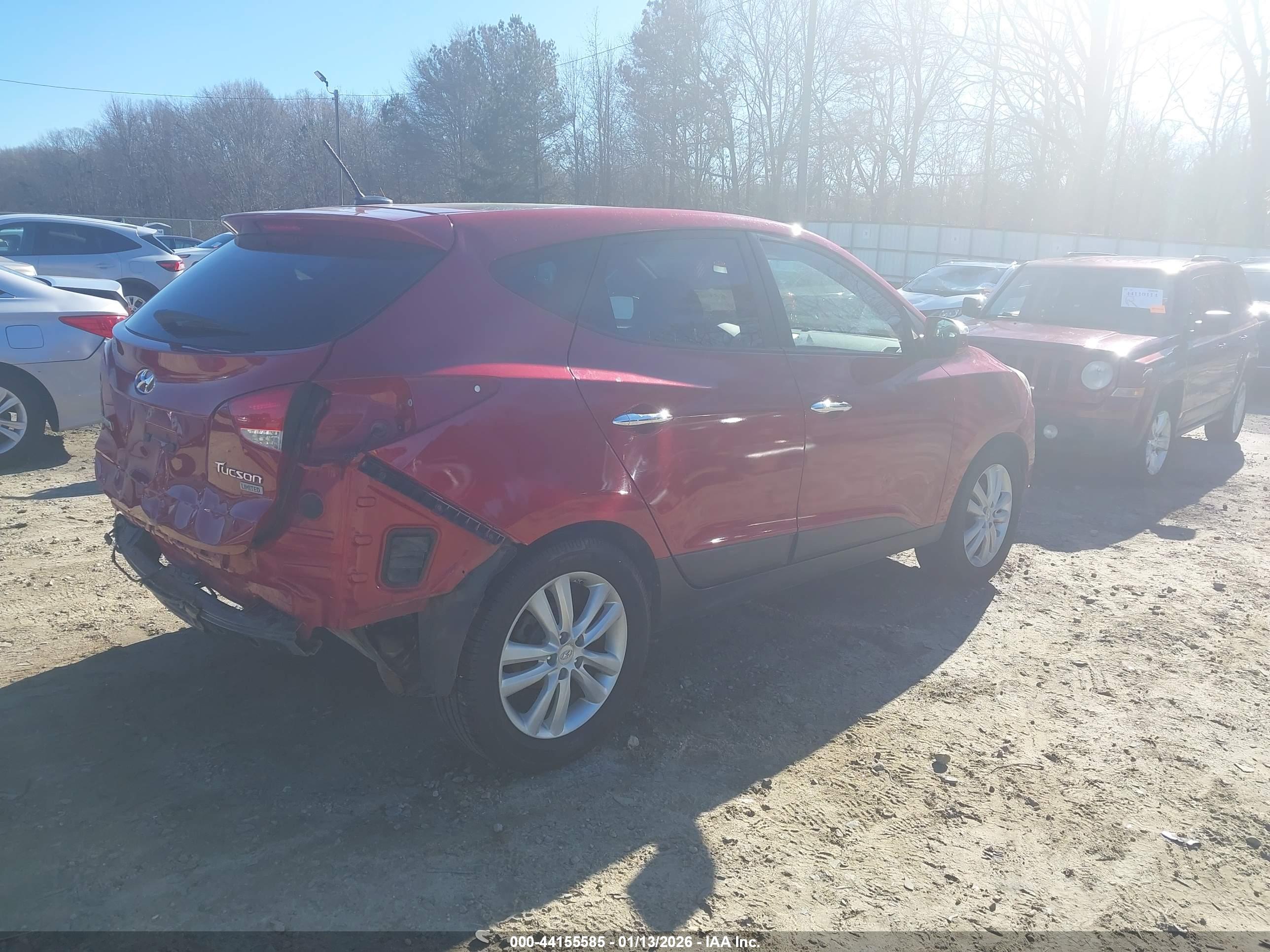 HYUNDAI TUCSON image 4