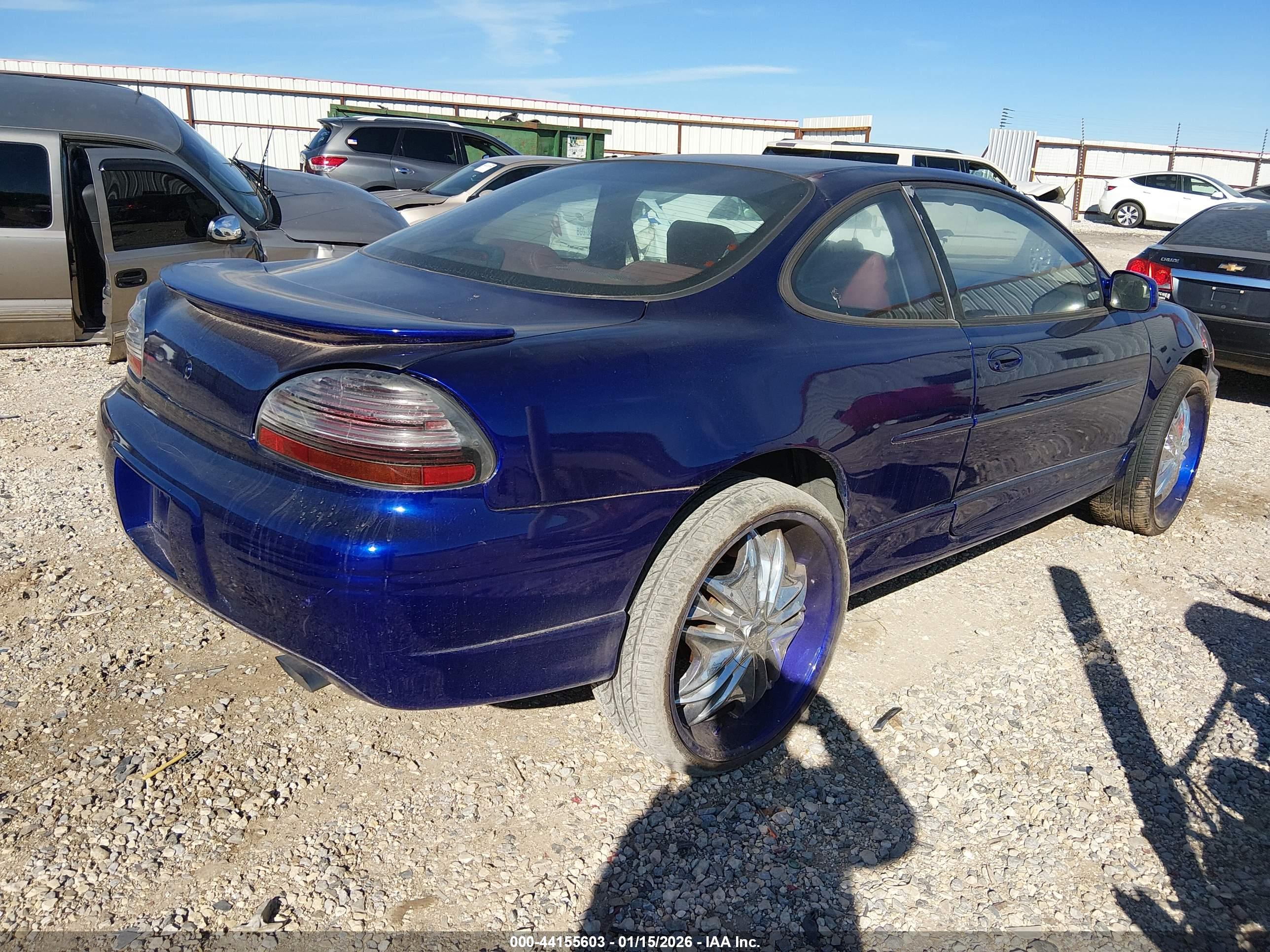 PONTIAC GRAND image 4