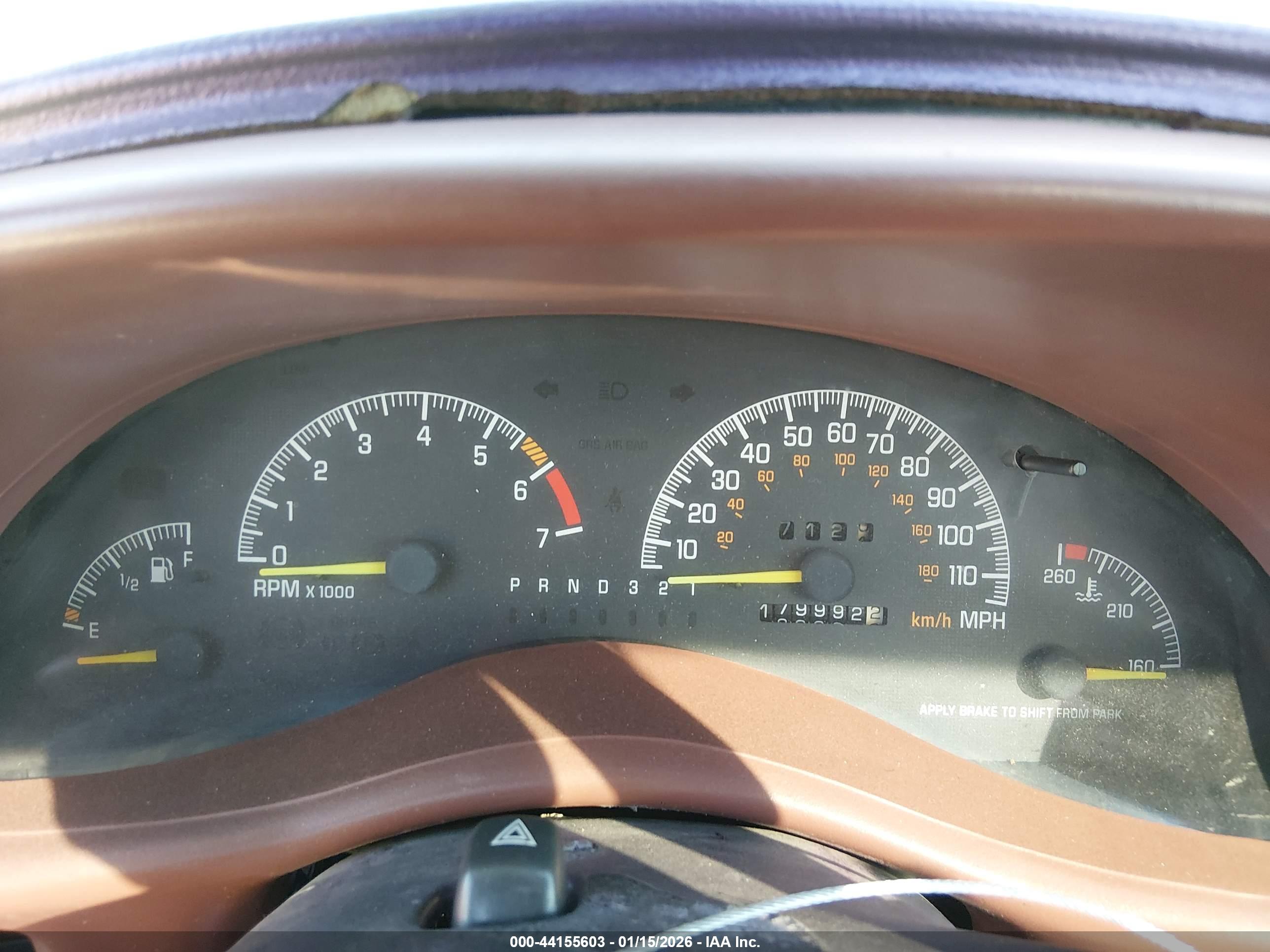 PONTIAC GRAND image 7