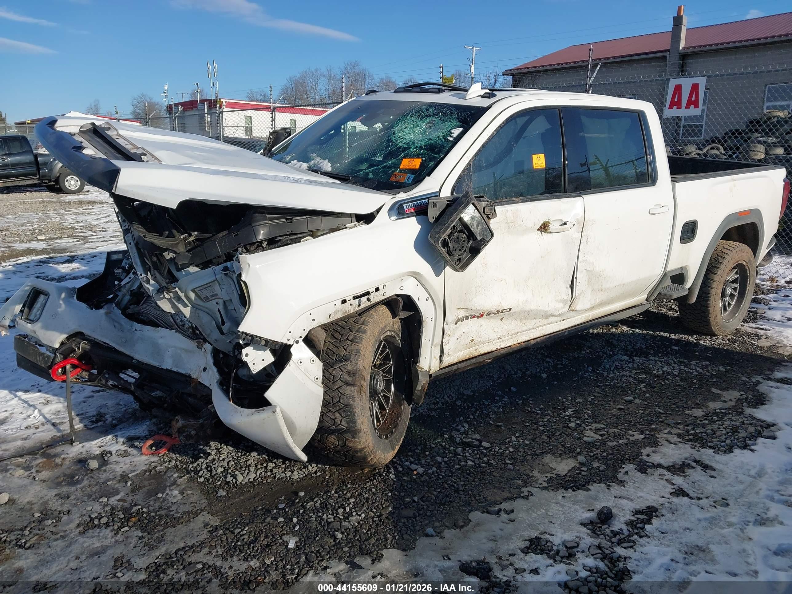 GMC SIERRA image 2