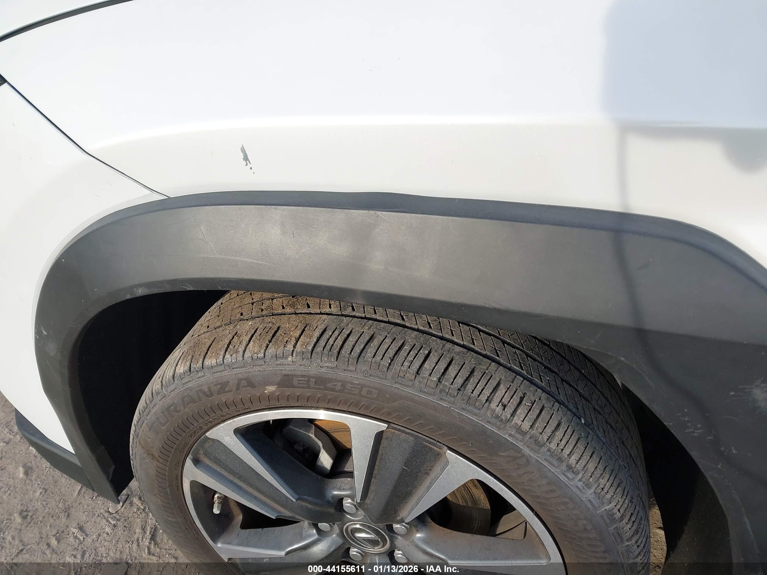LEXUS UX image 6