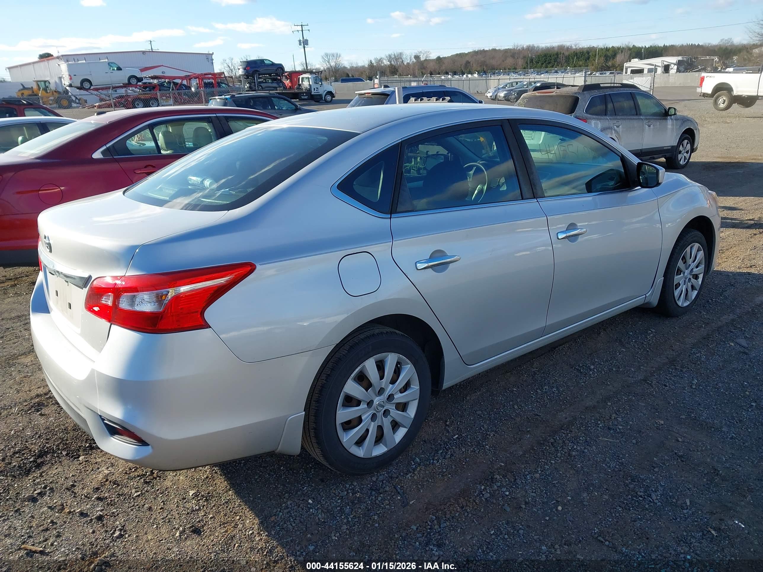 NISSAN SENTRA image 4