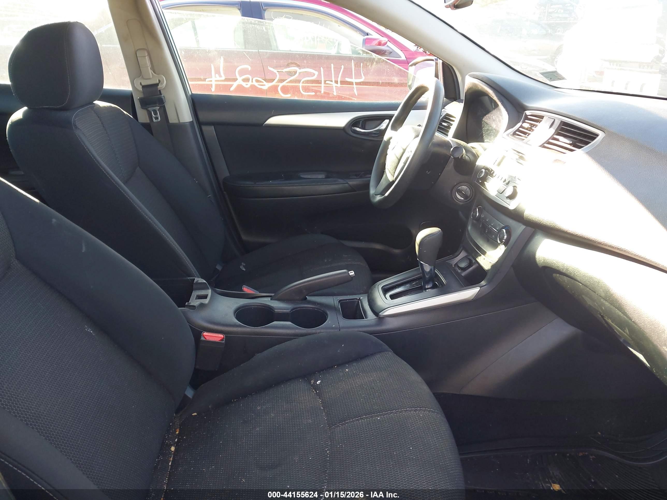 NISSAN SENTRA image 5