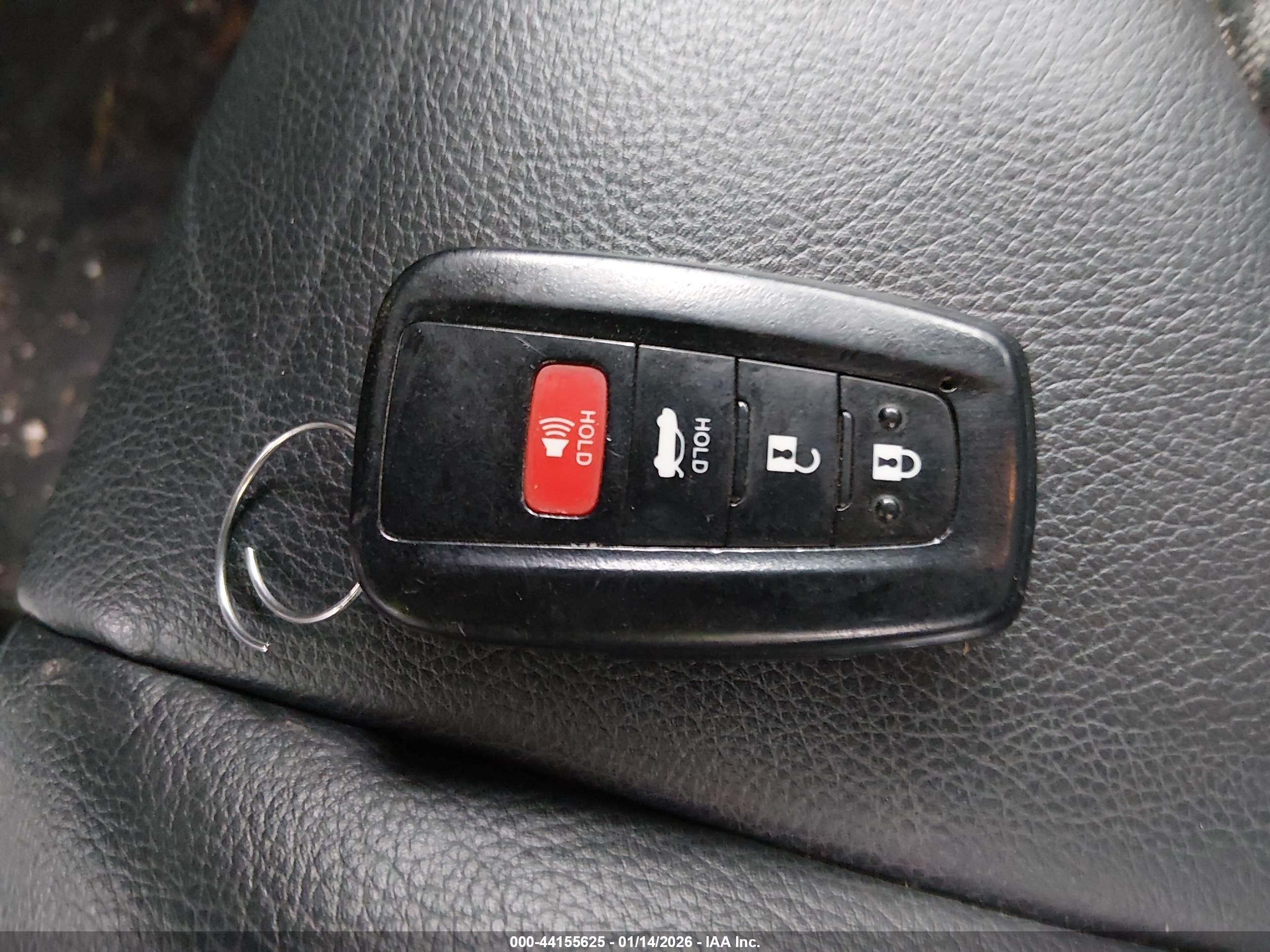 TOYOTA CAMRY image 11
