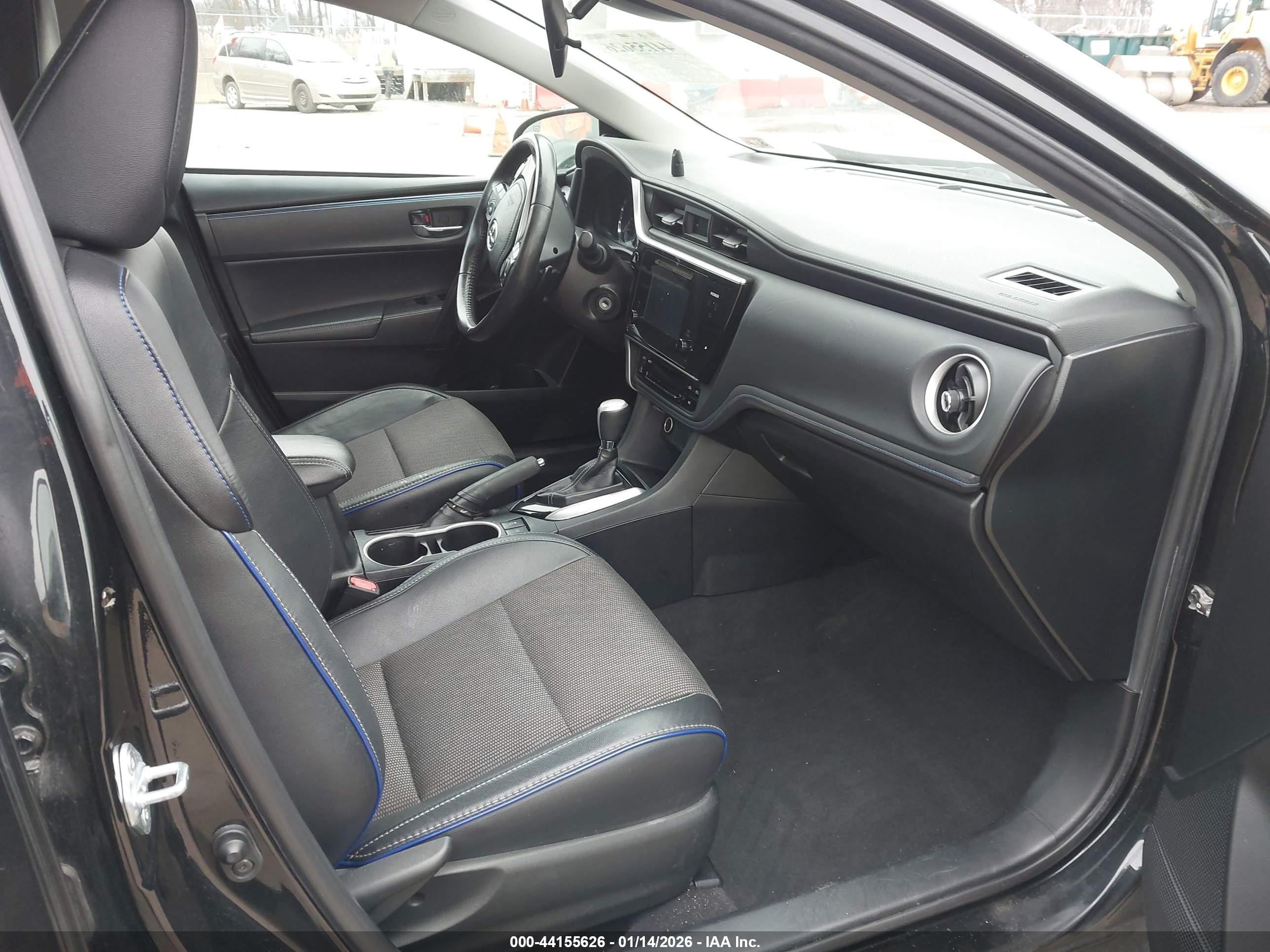 TOYOTA COROLLA image 5