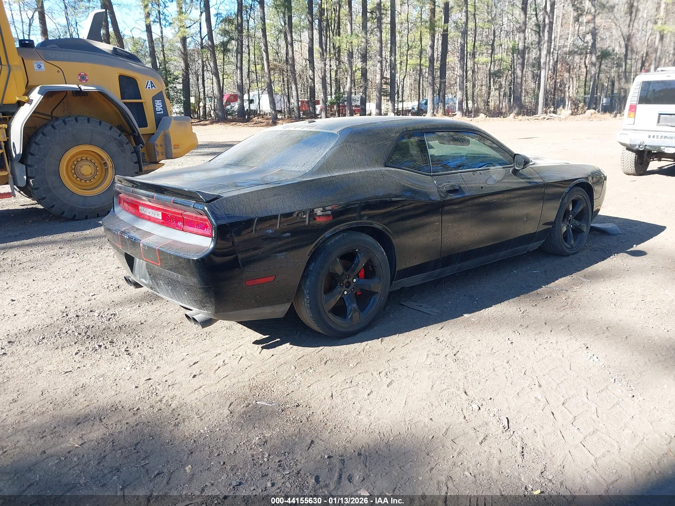 DODGE CHALLENGER image 4