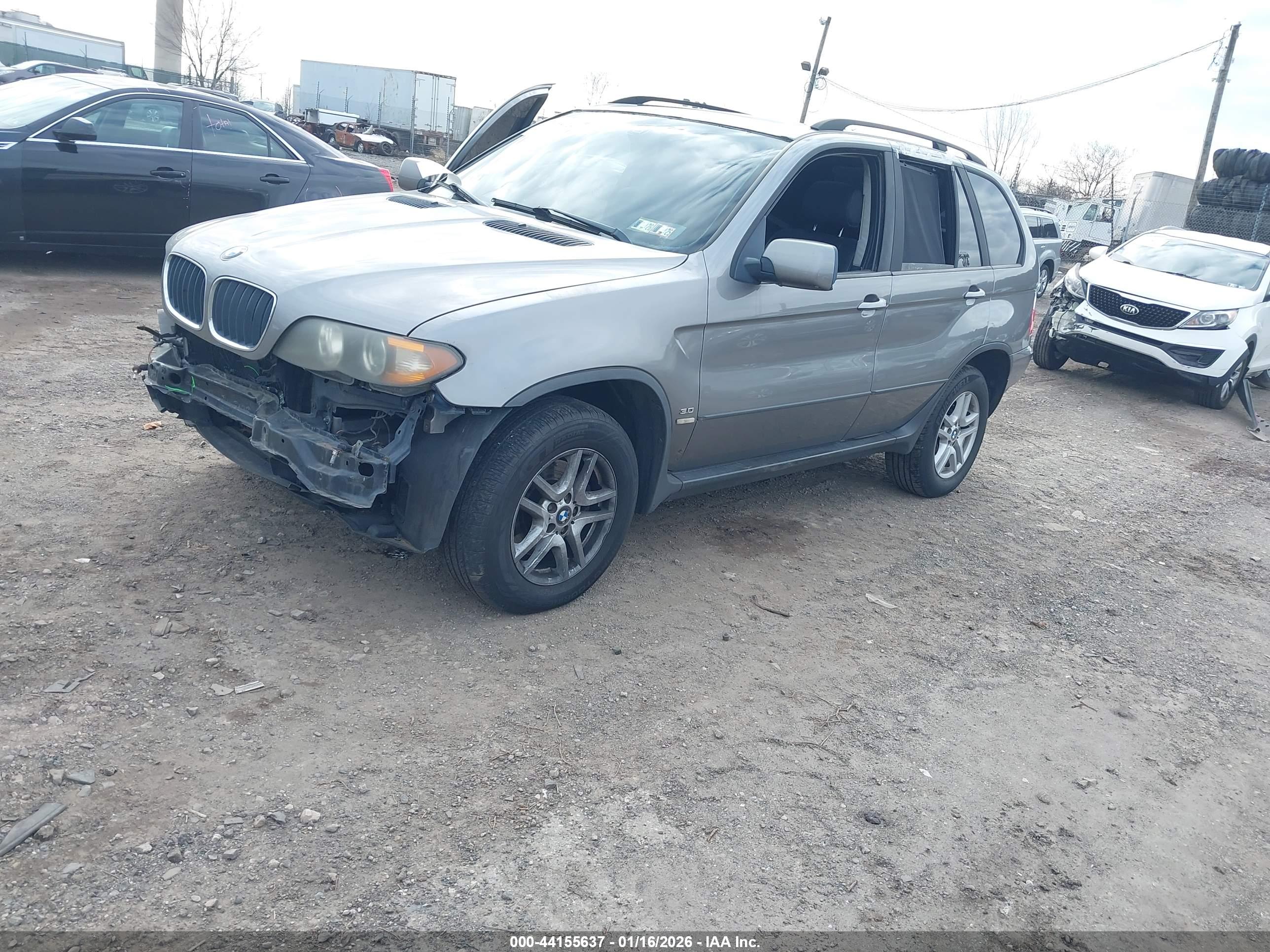 BMW X5 image 2