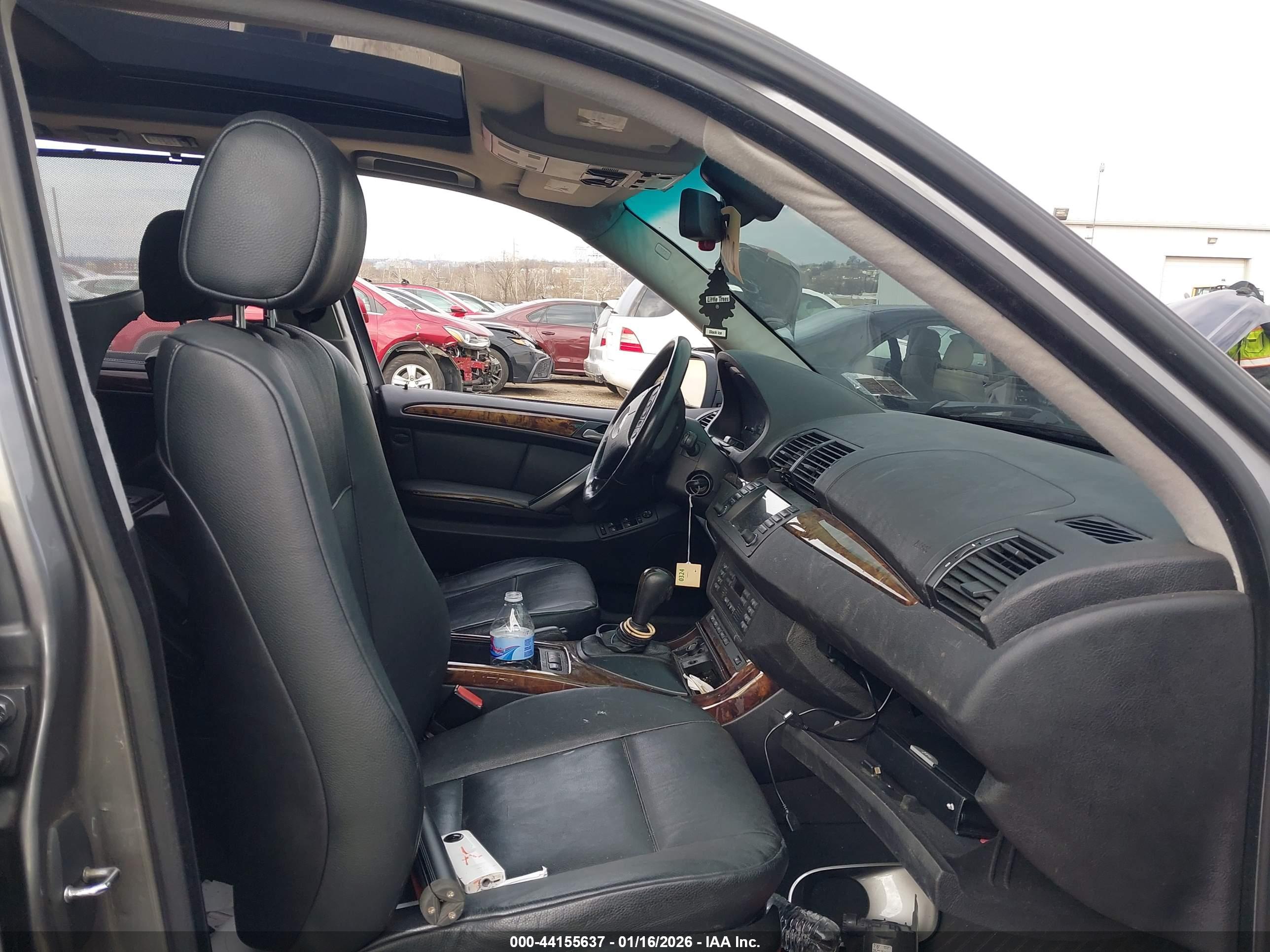 BMW X5 image 5