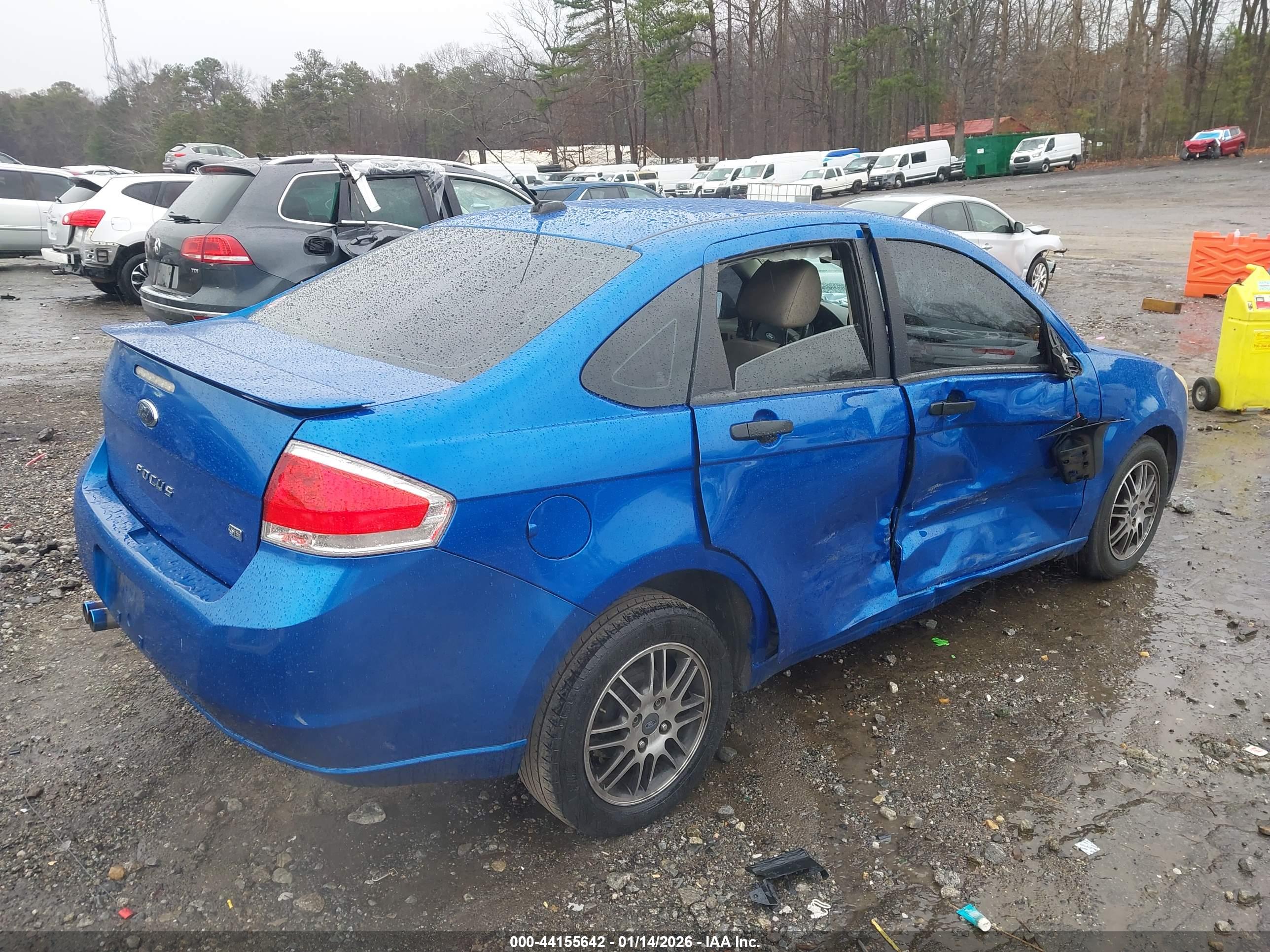 FORD FOCUS image 4