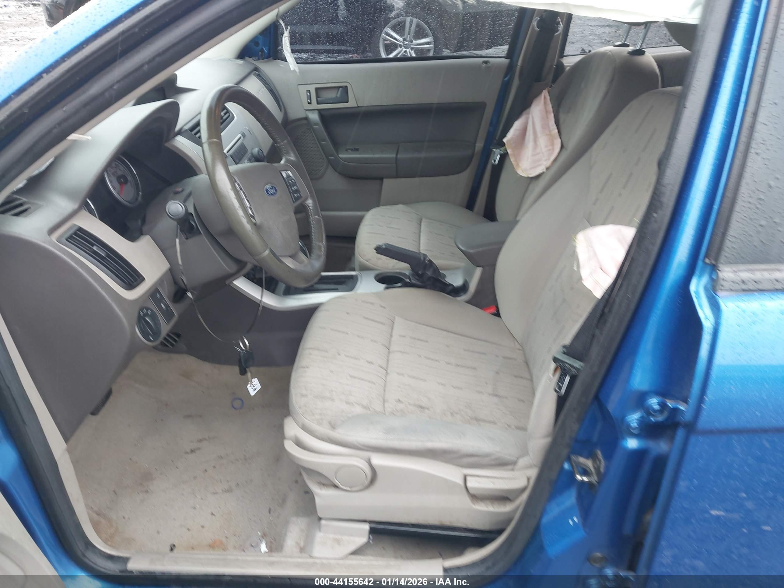 FORD FOCUS image 5