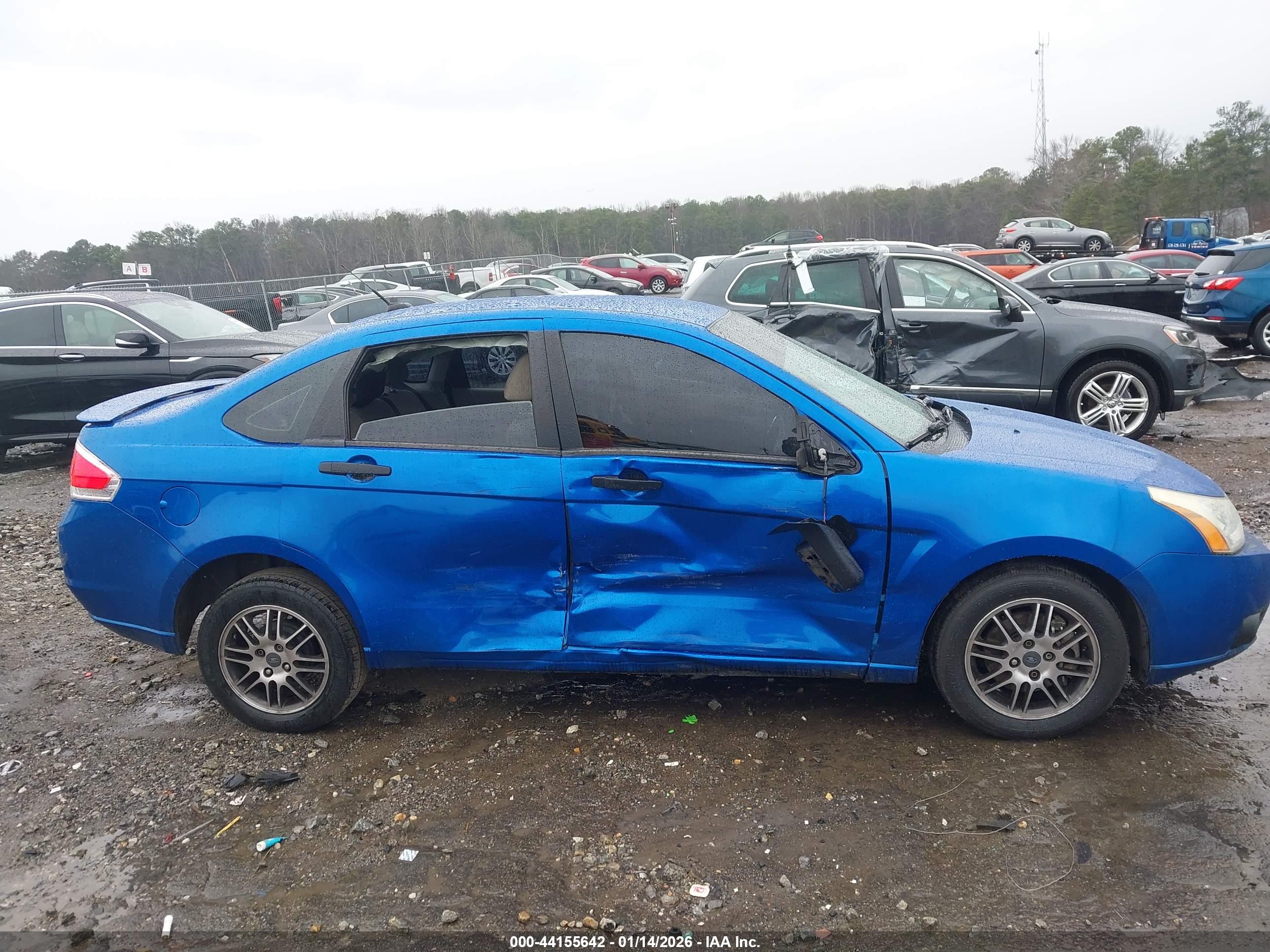 FORD FOCUS image 6
