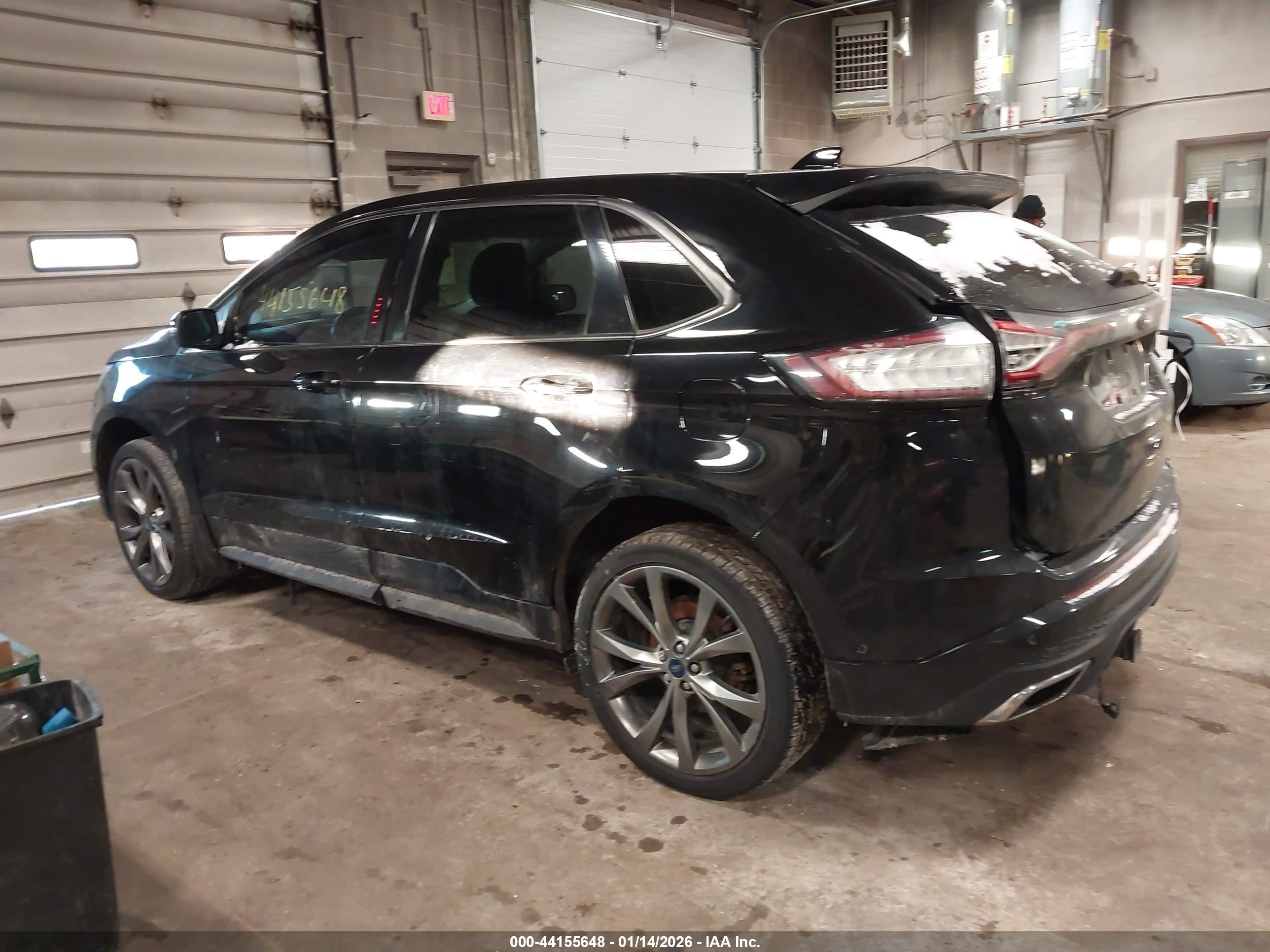 FORD EDGE image 3