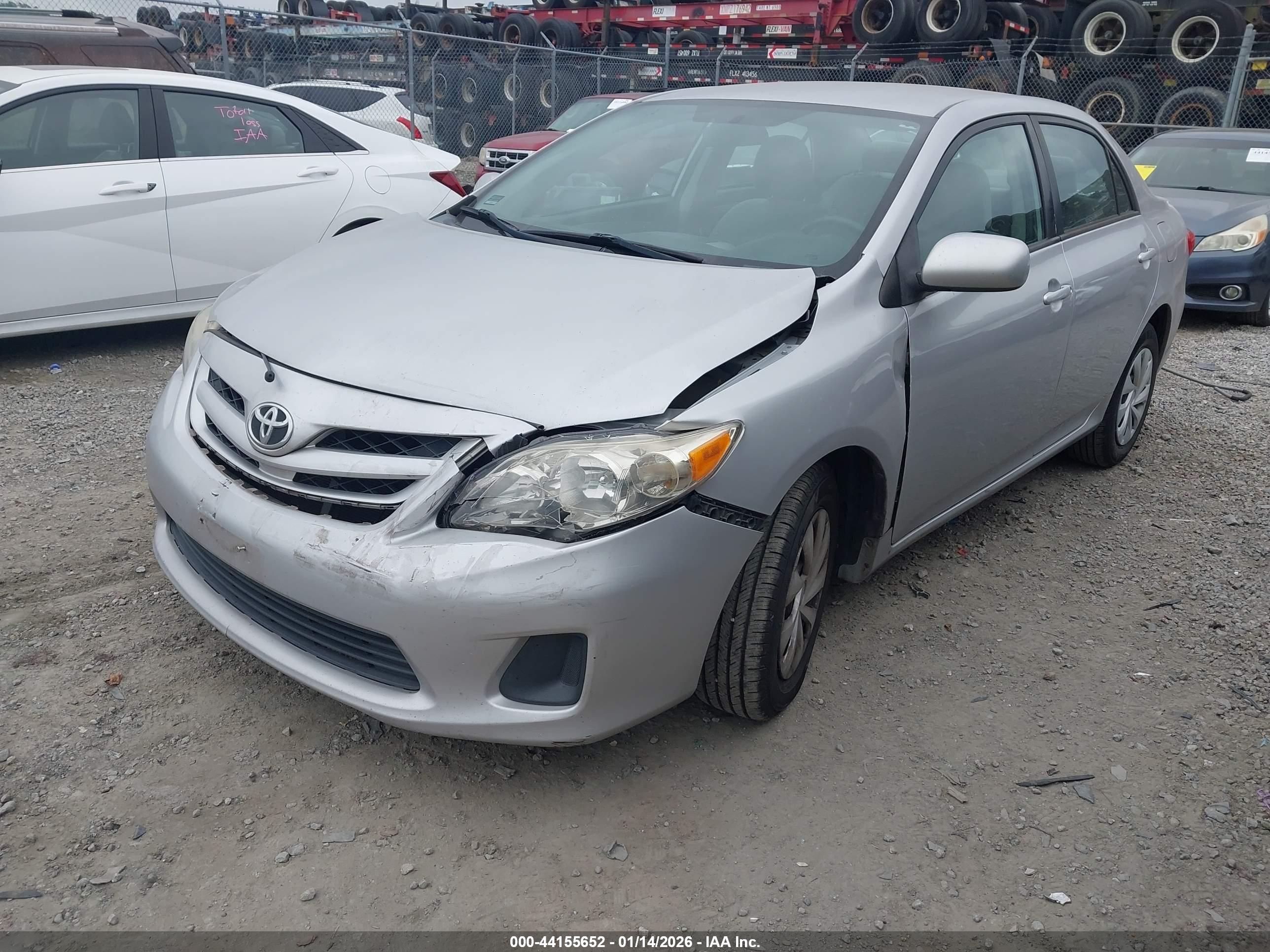 TOYOTA COROLLA image 2