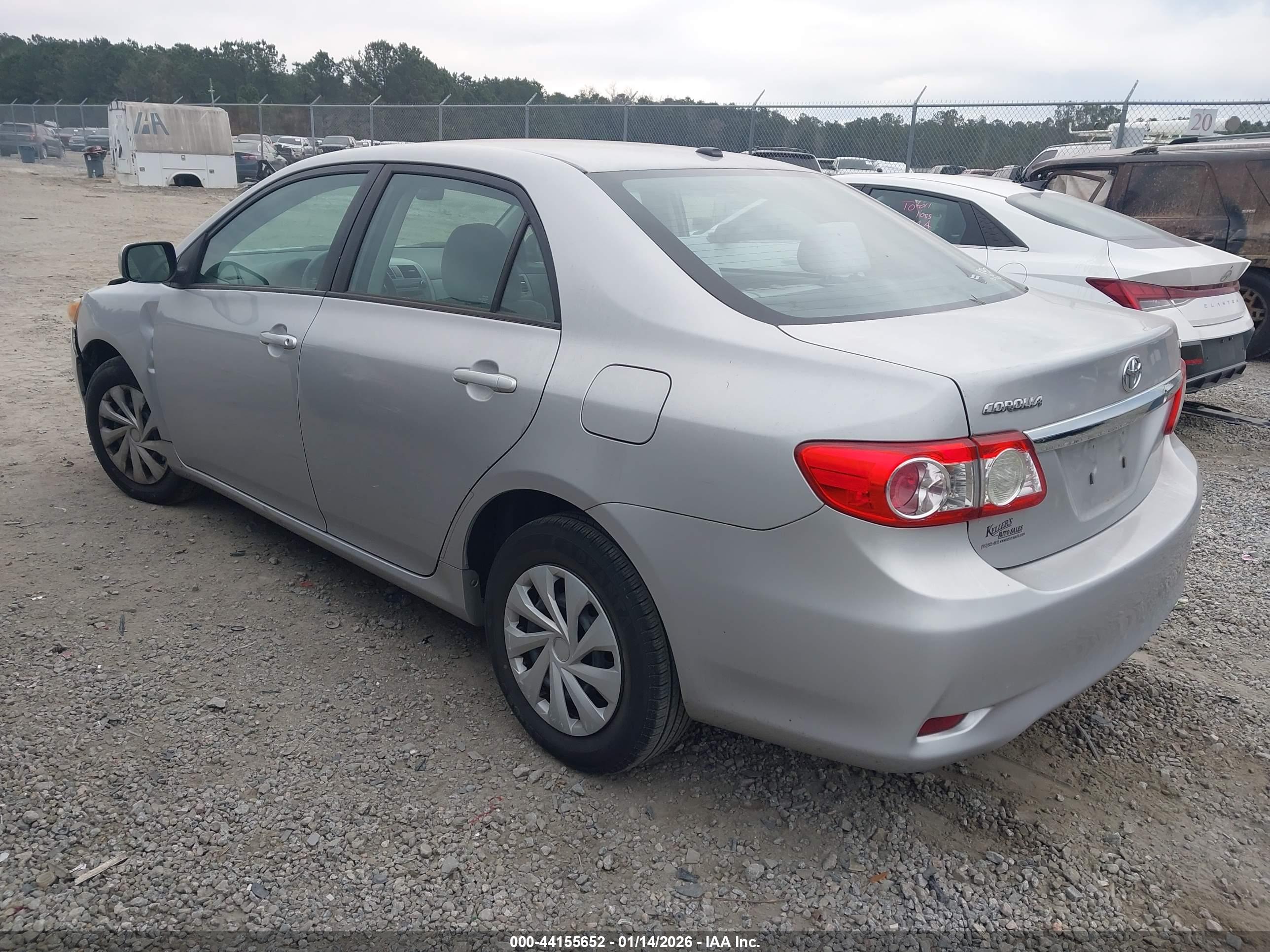 TOYOTA COROLLA image 3