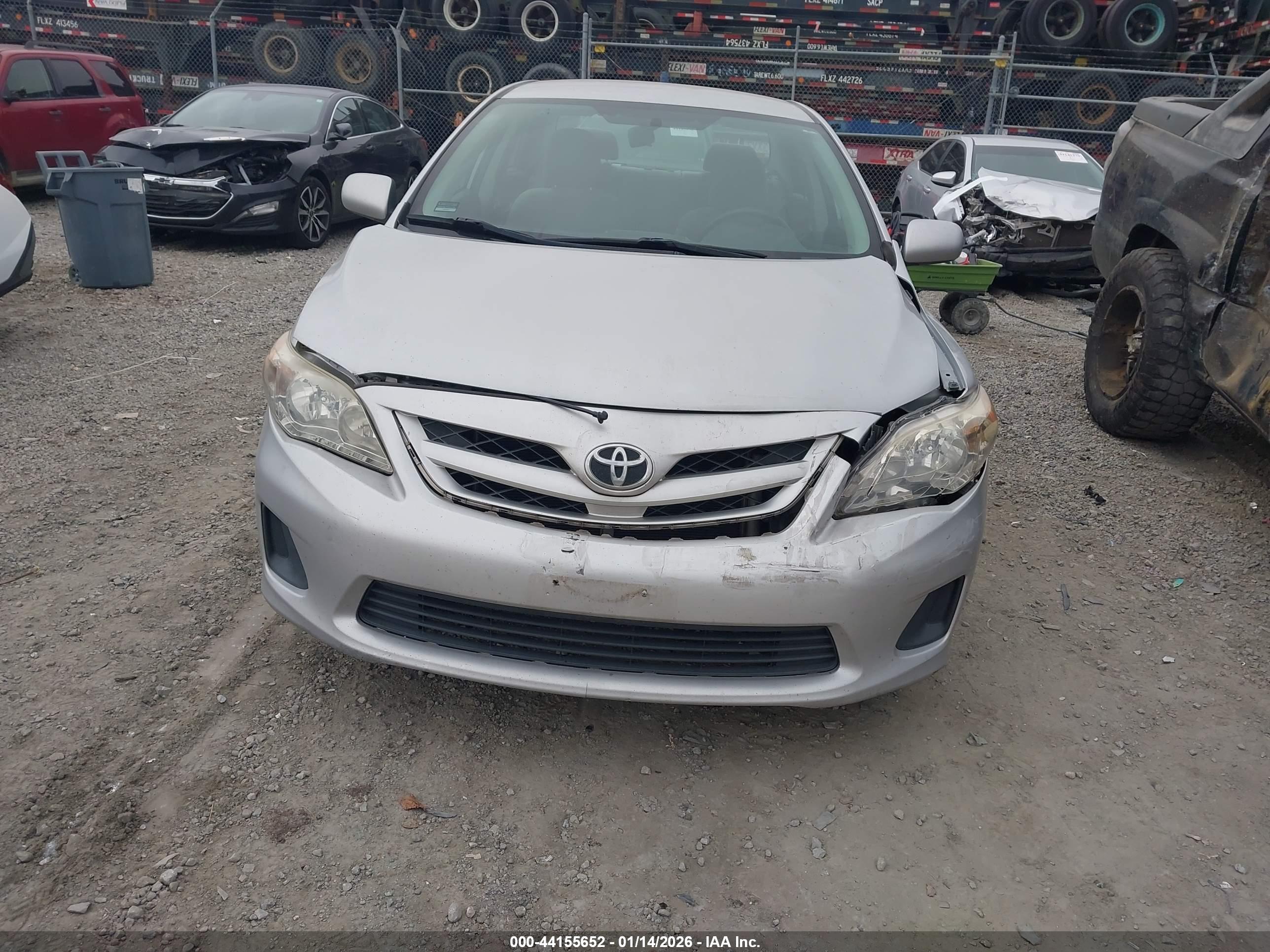 TOYOTA COROLLA image 6
