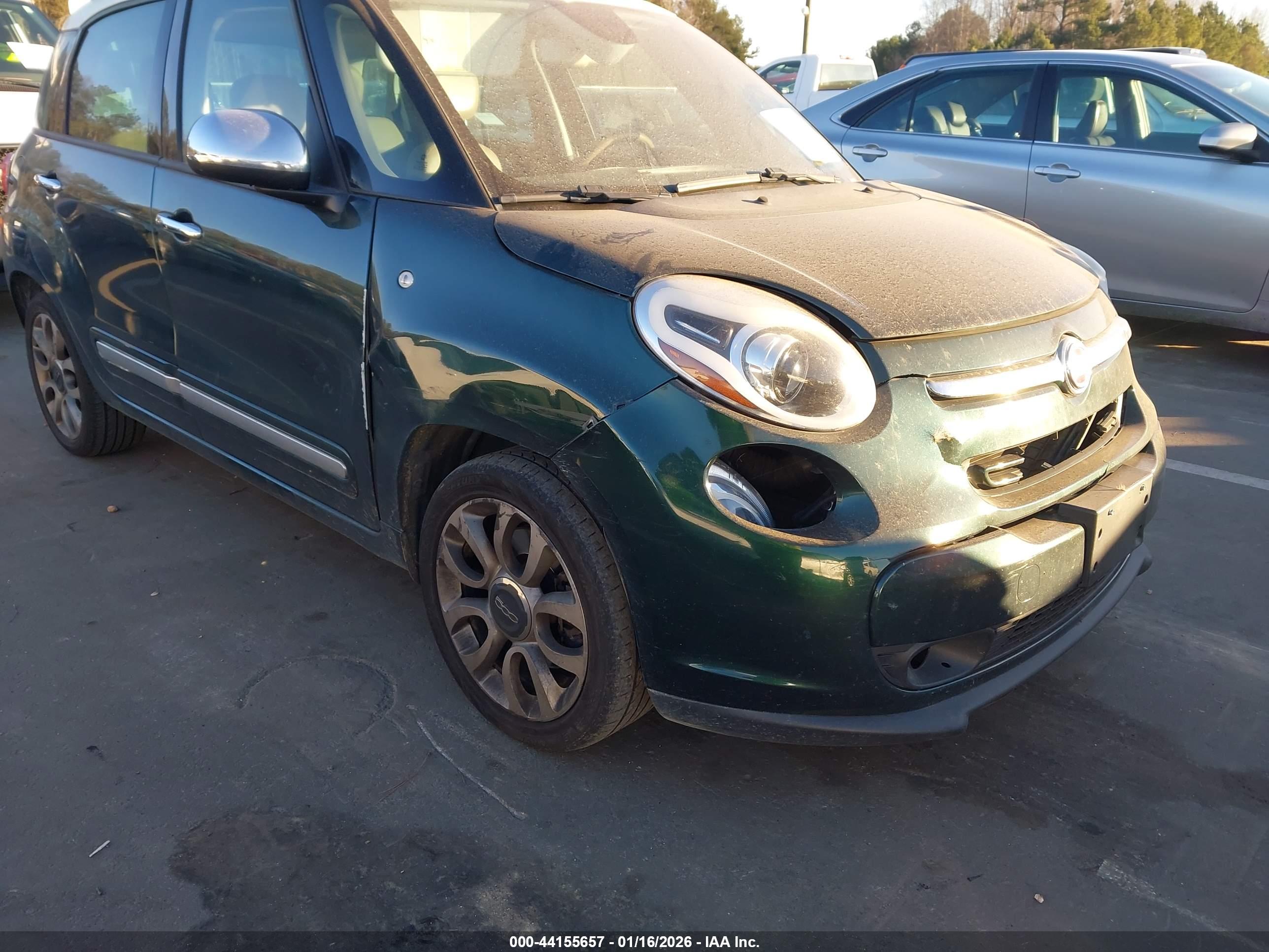 FIAT 500L image 6