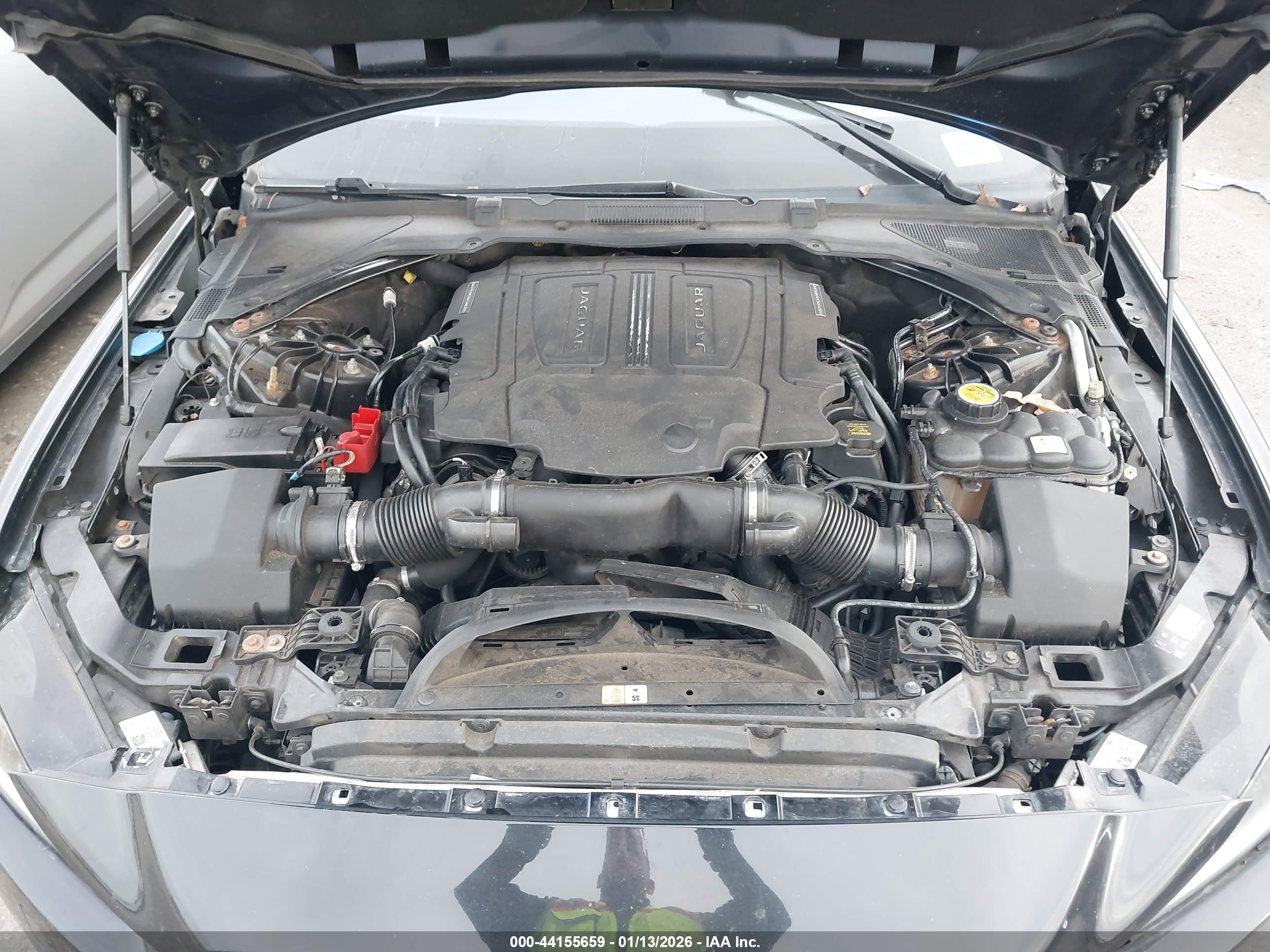 JAGUAR XE image 10