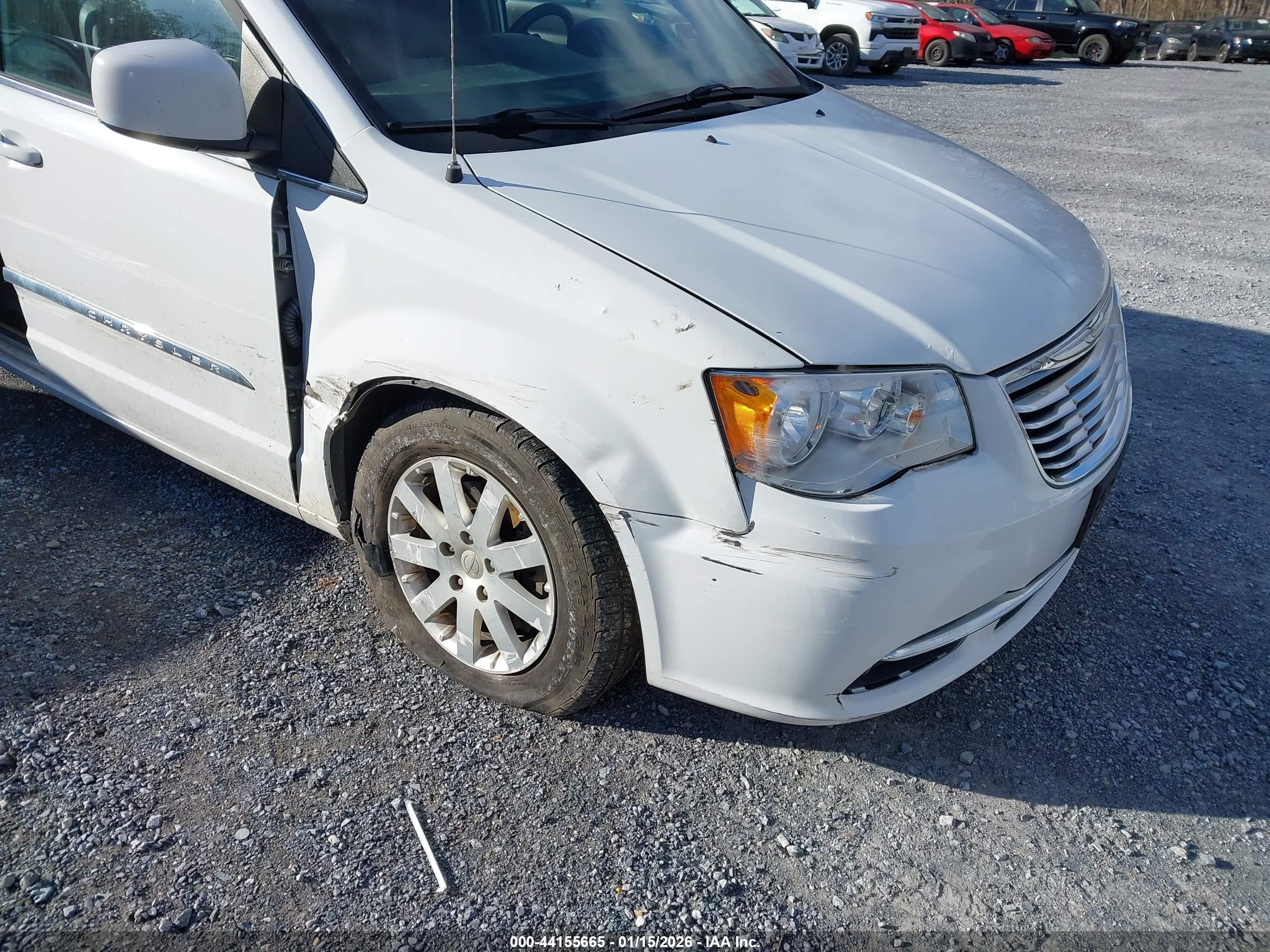 CHRYSLER TOWN image 6