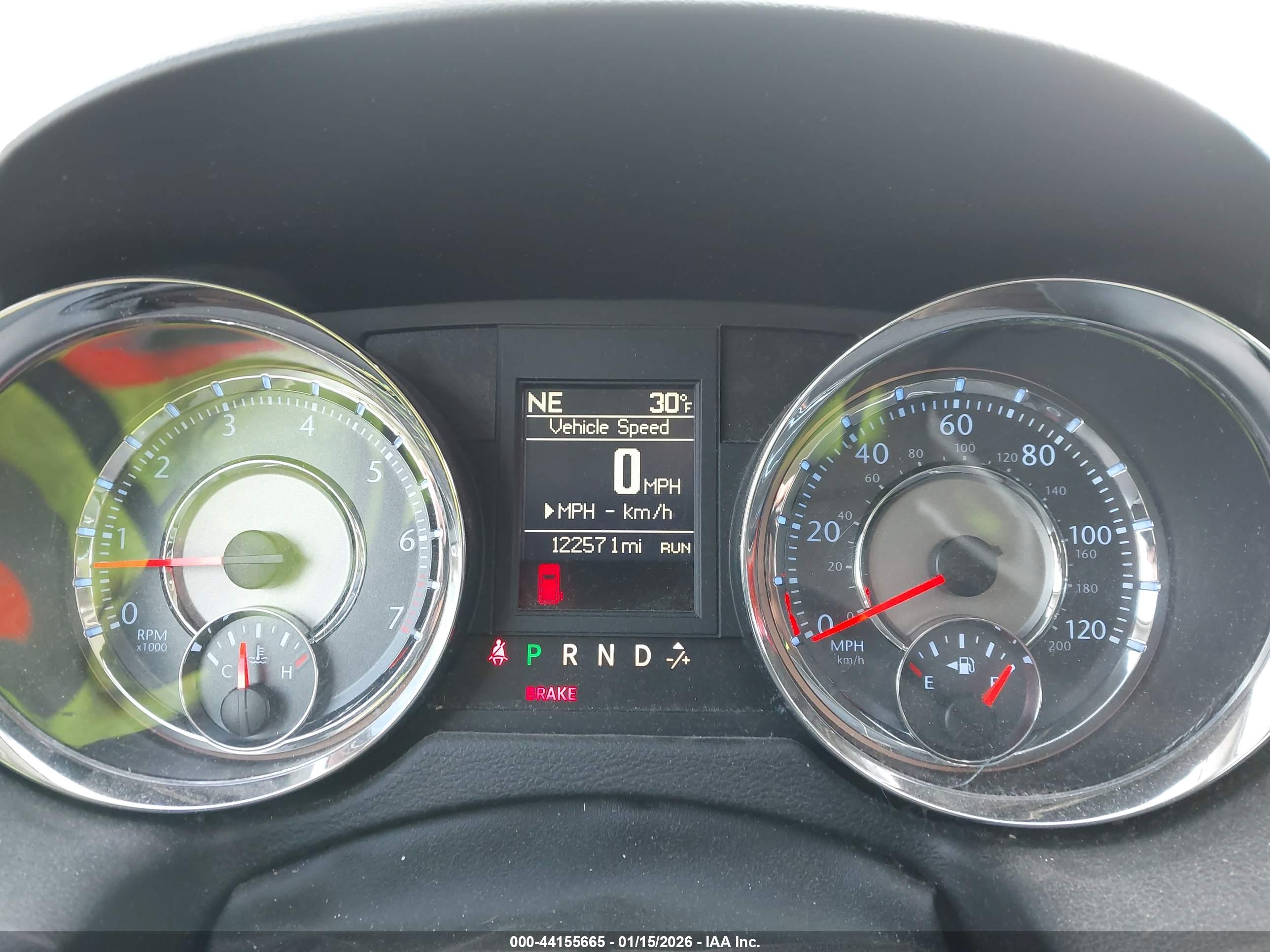 CHRYSLER TOWN image 7