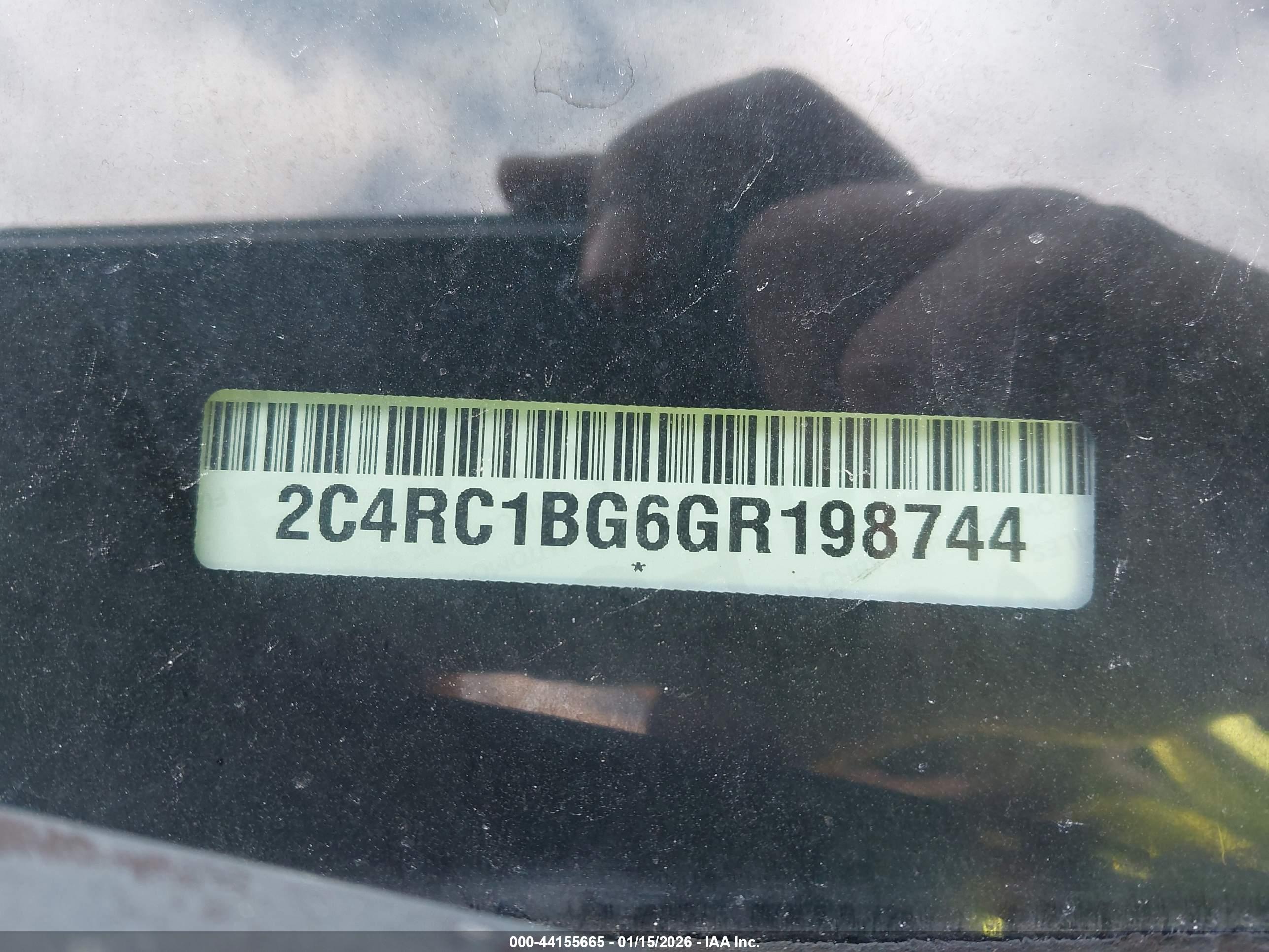 CHRYSLER TOWN image 9
