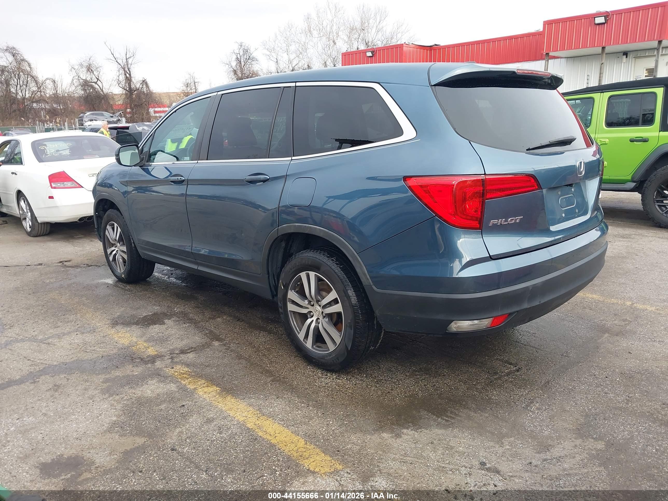 HONDA PILOT image 3