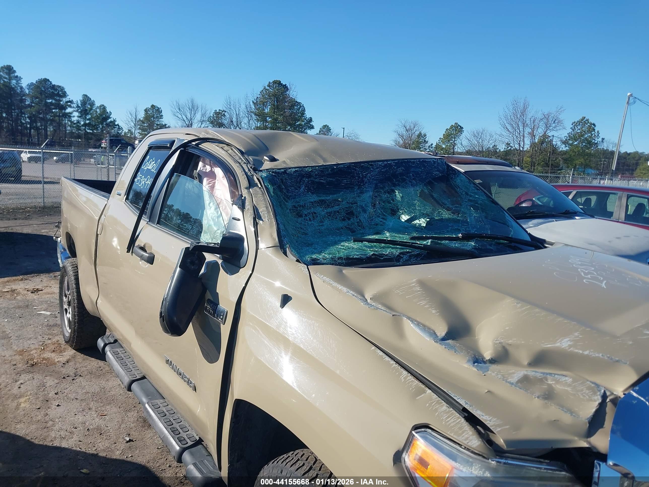TOYOTA TUNDRA image 6