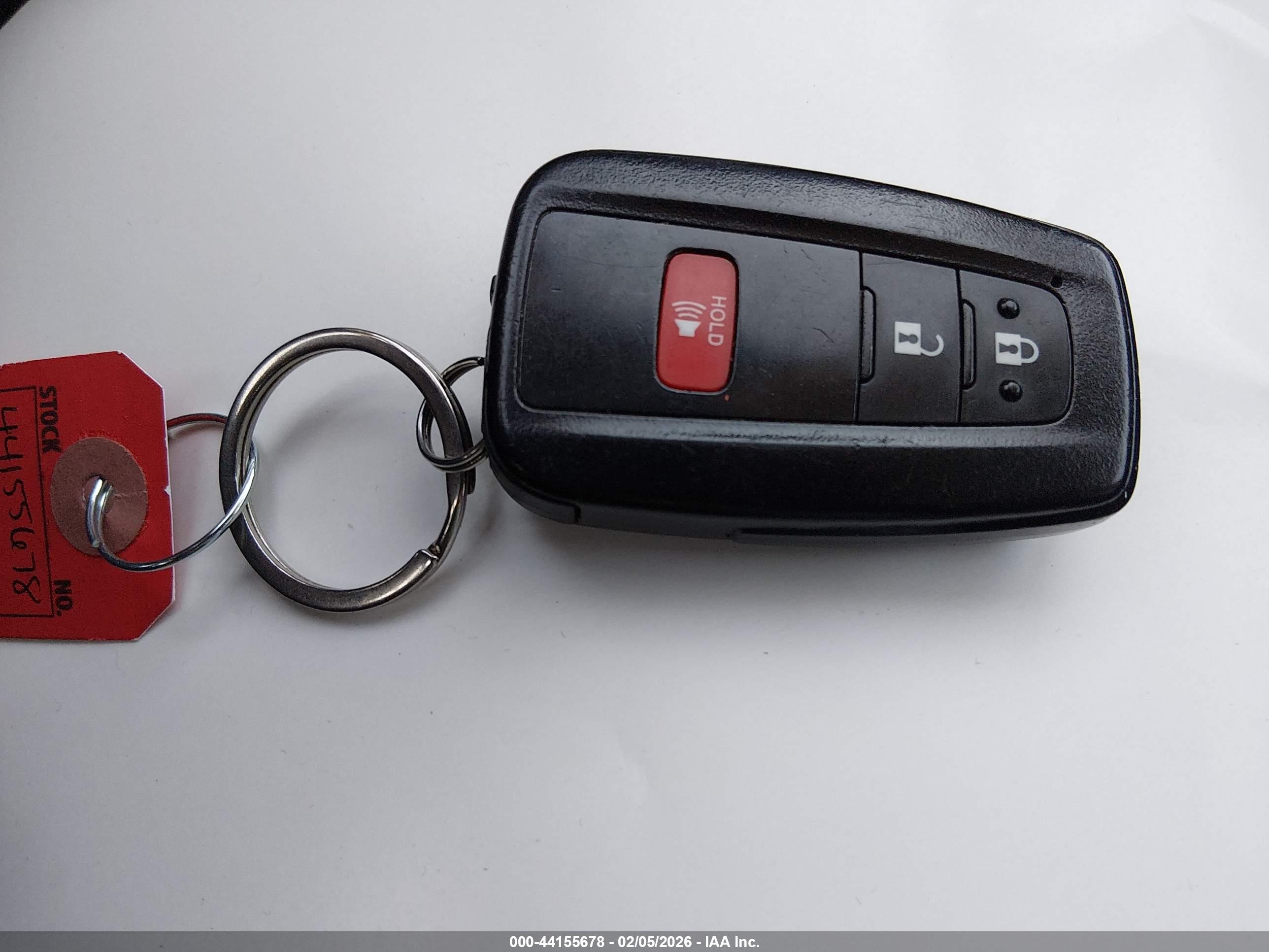 TOYOTA RAV4 image 11