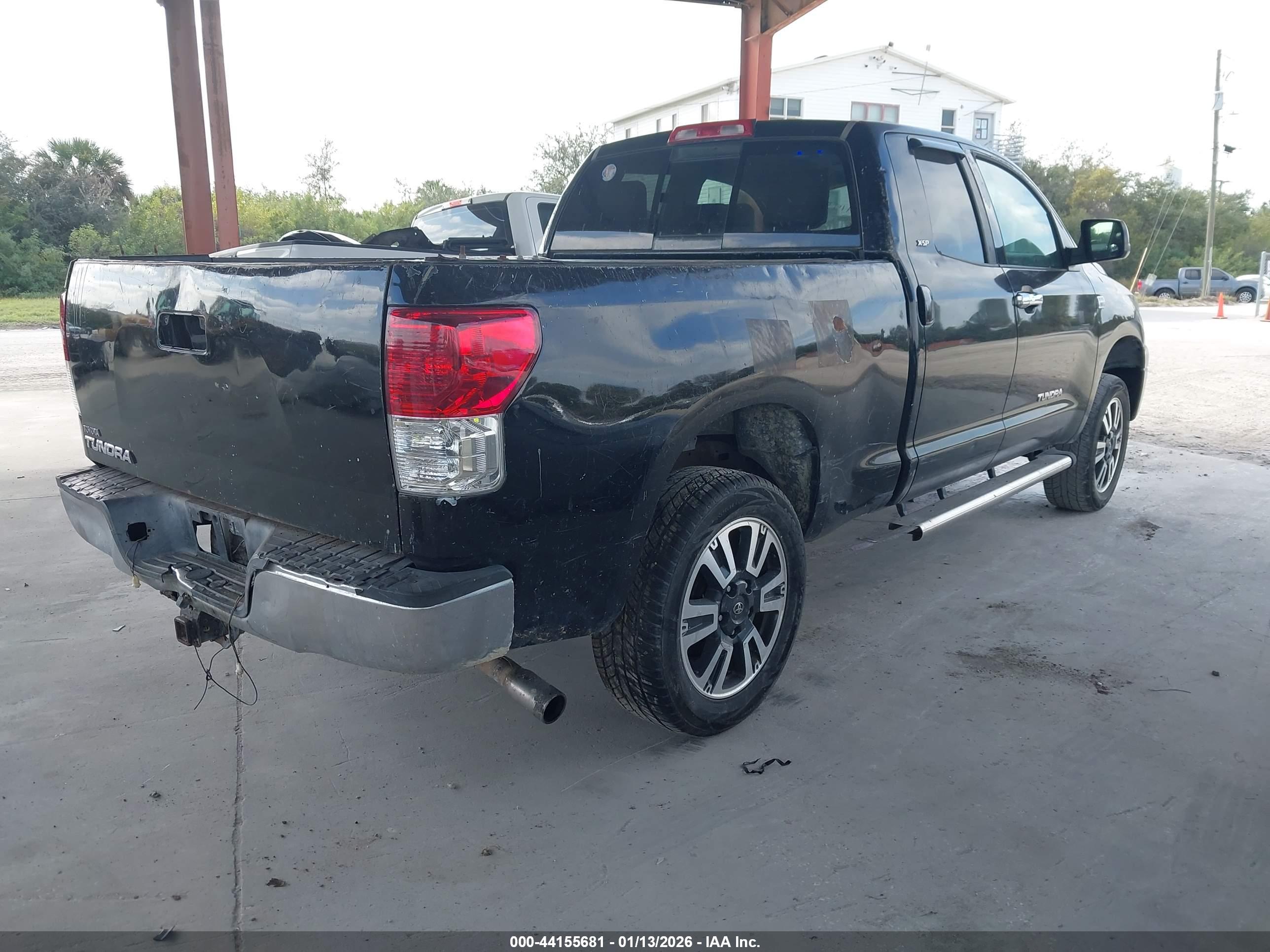 TOYOTA TUNDRA image 4