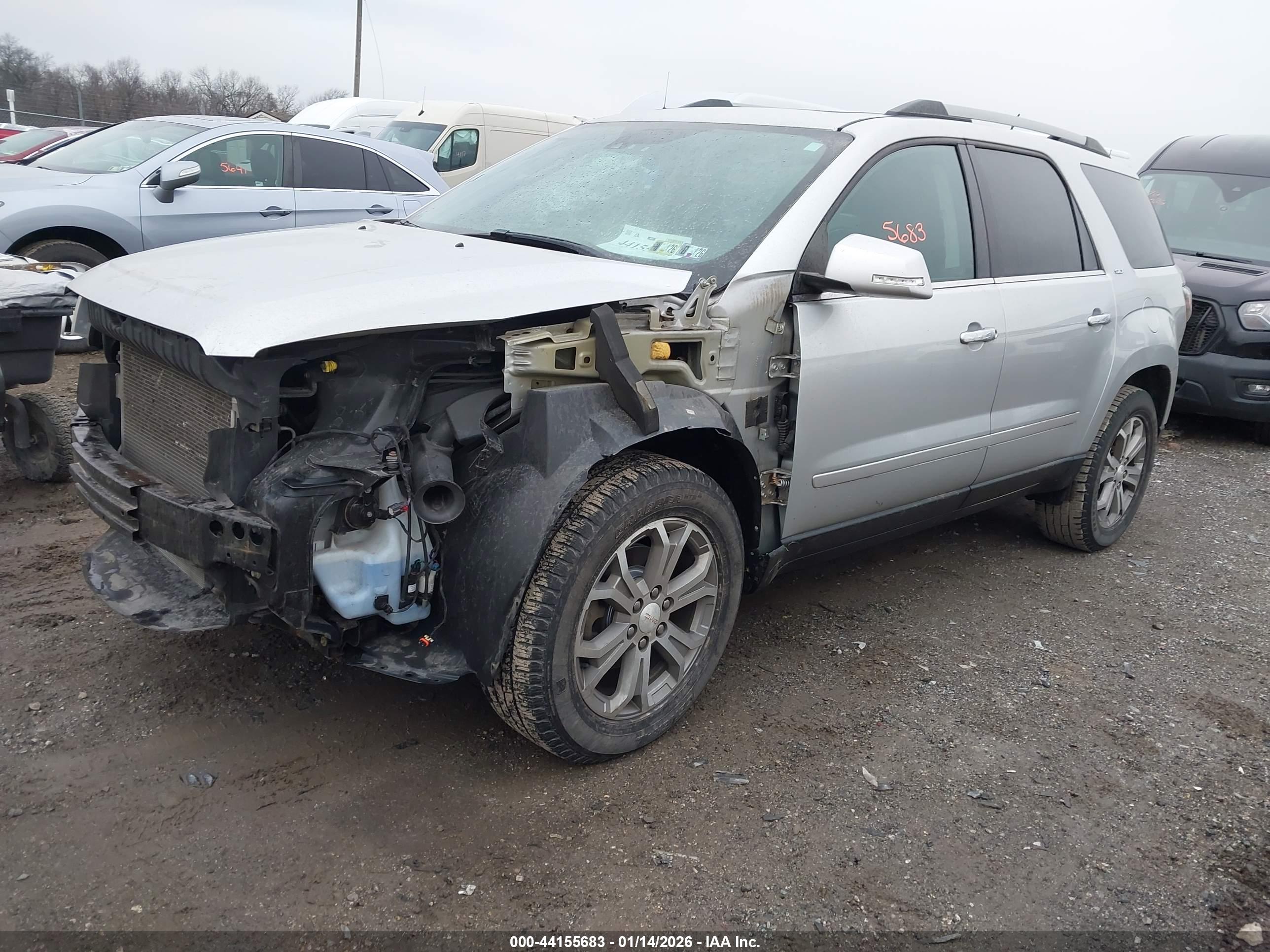 GMC ACADIA image 2