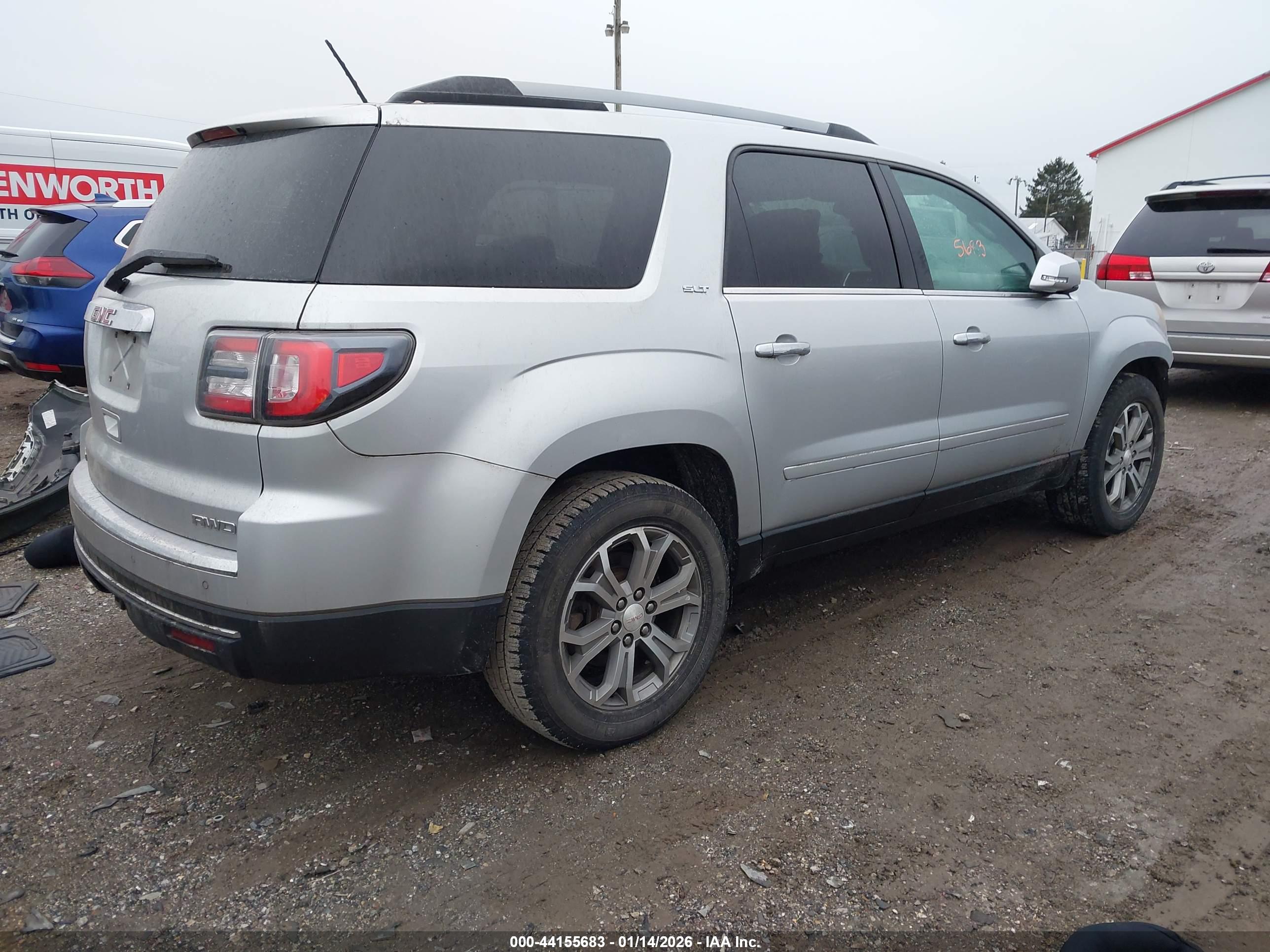 GMC ACADIA image 4