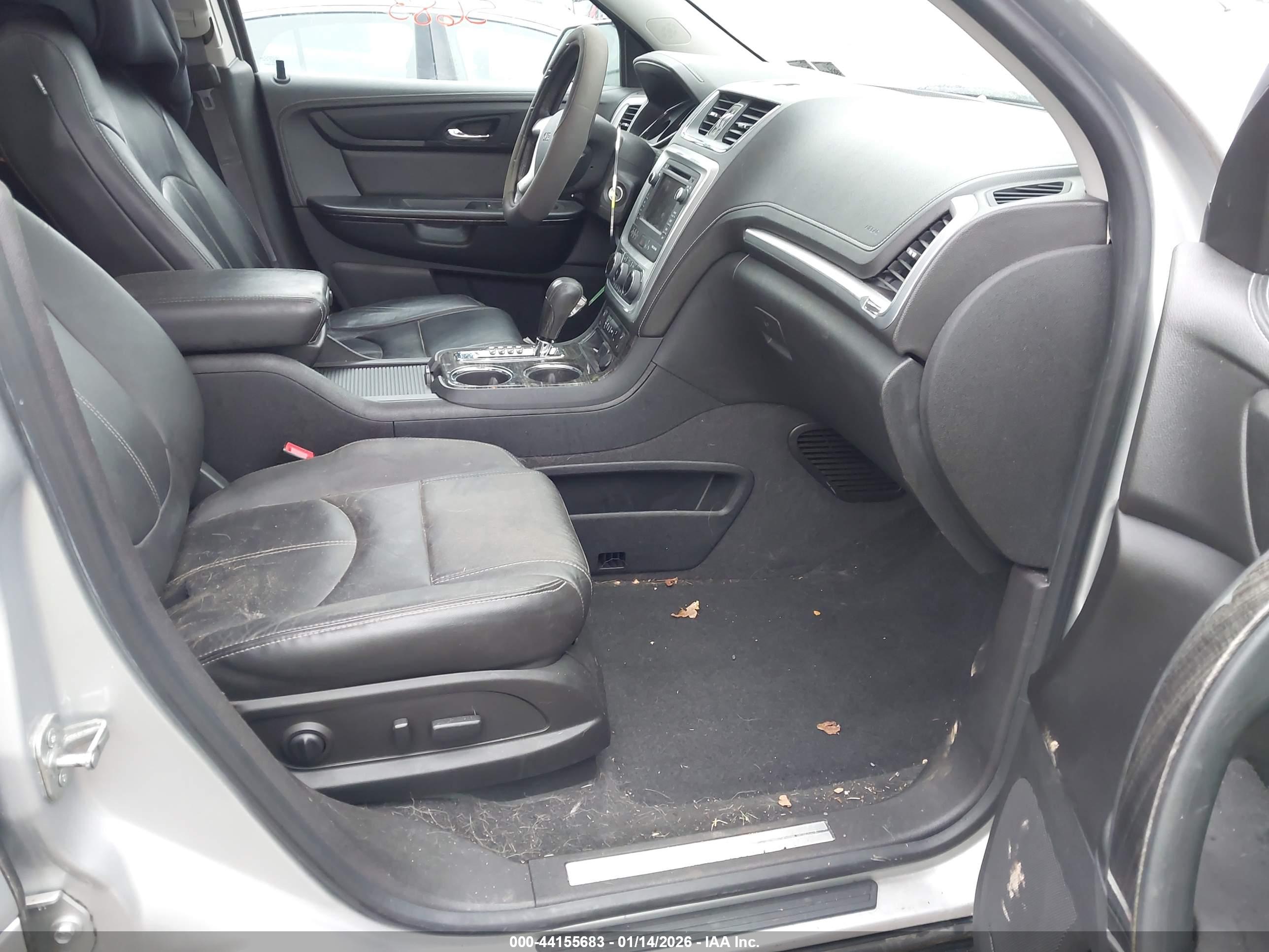 GMC ACADIA image 5