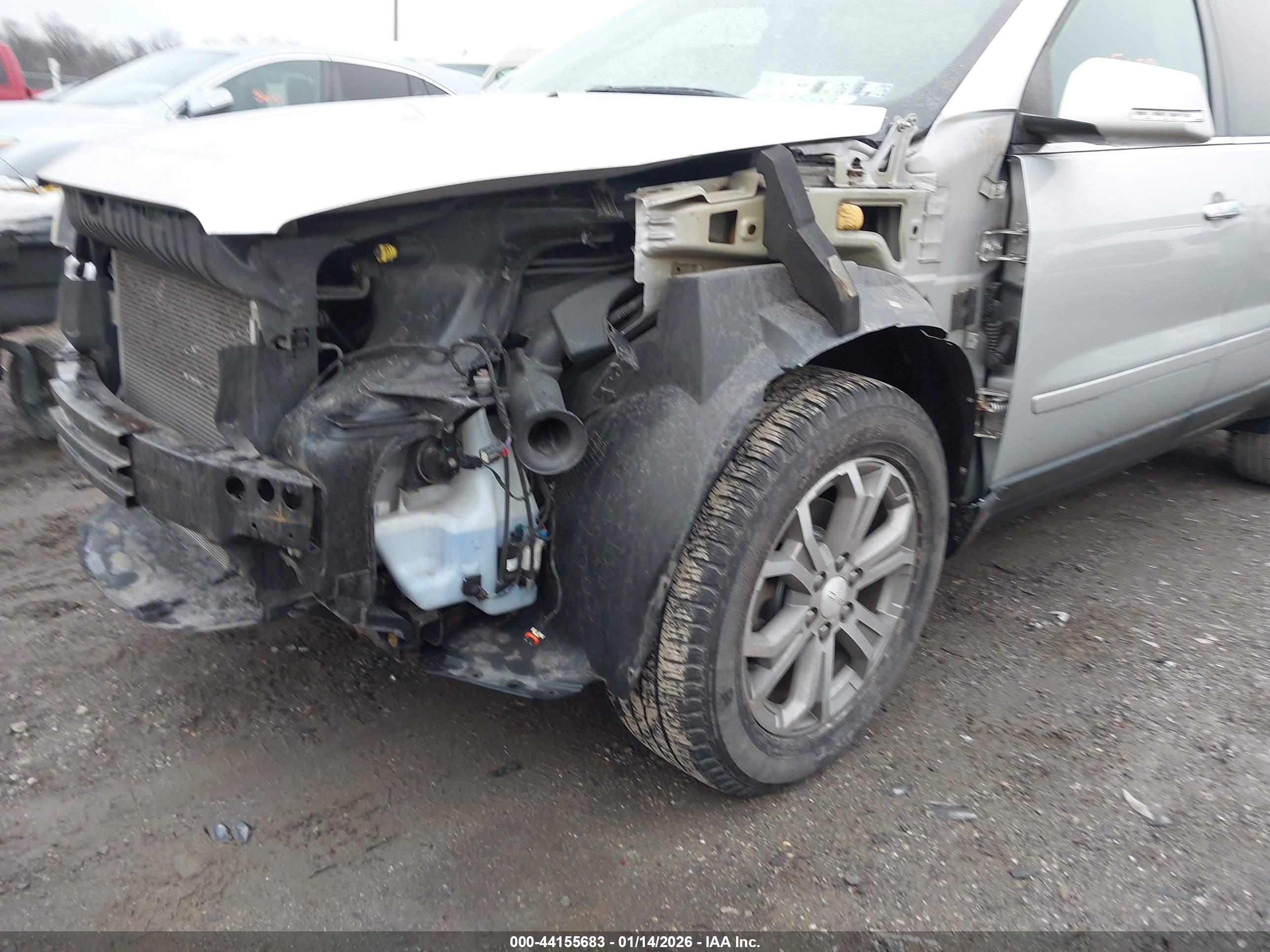 GMC ACADIA image 6