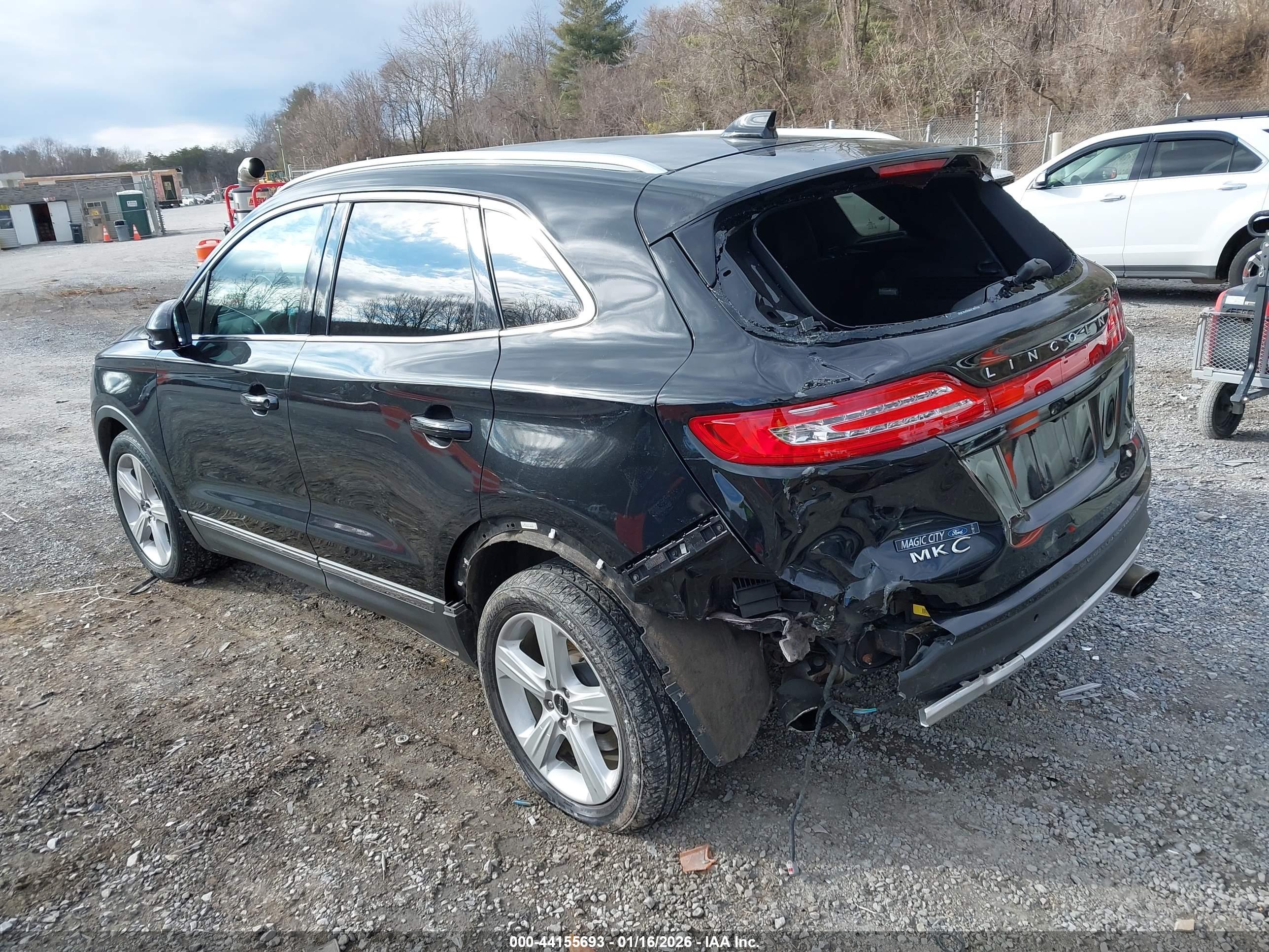 LINCOLN MKC image 3