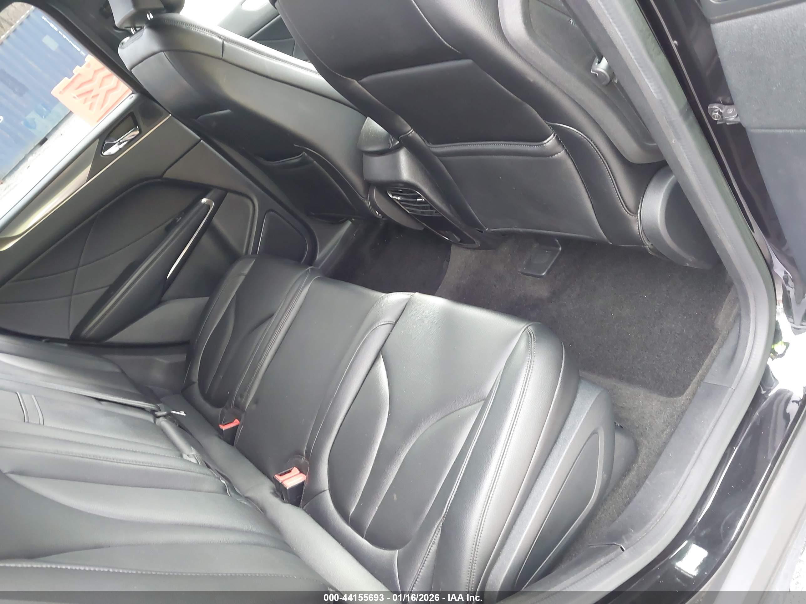LINCOLN MKC image 8