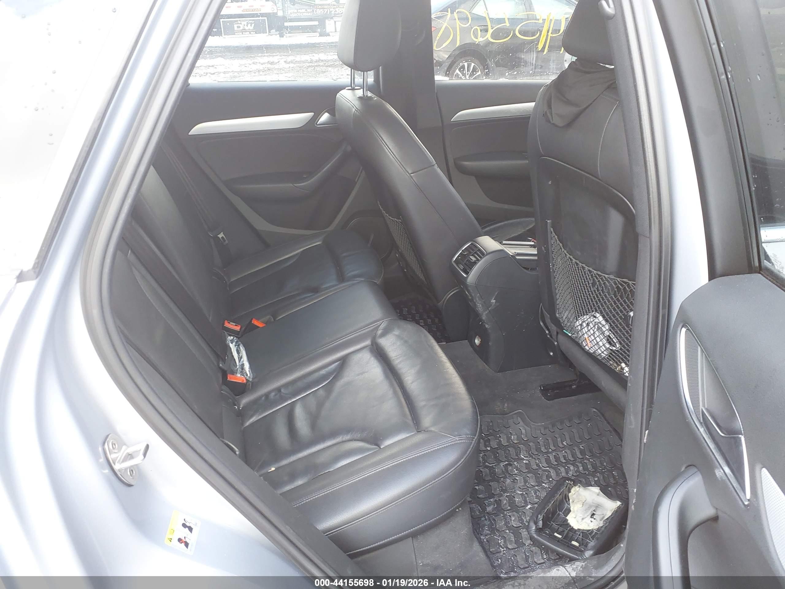 AUDI Q3 image 8