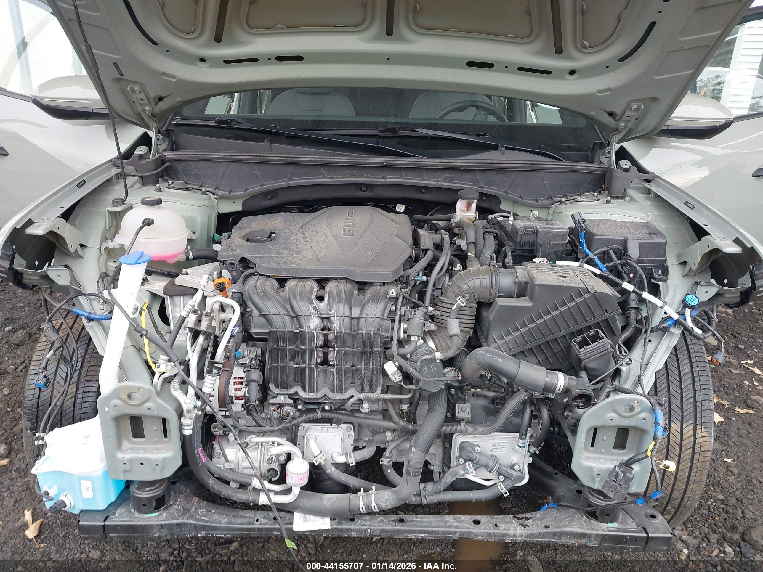 HYUNDAI SANTA image 10