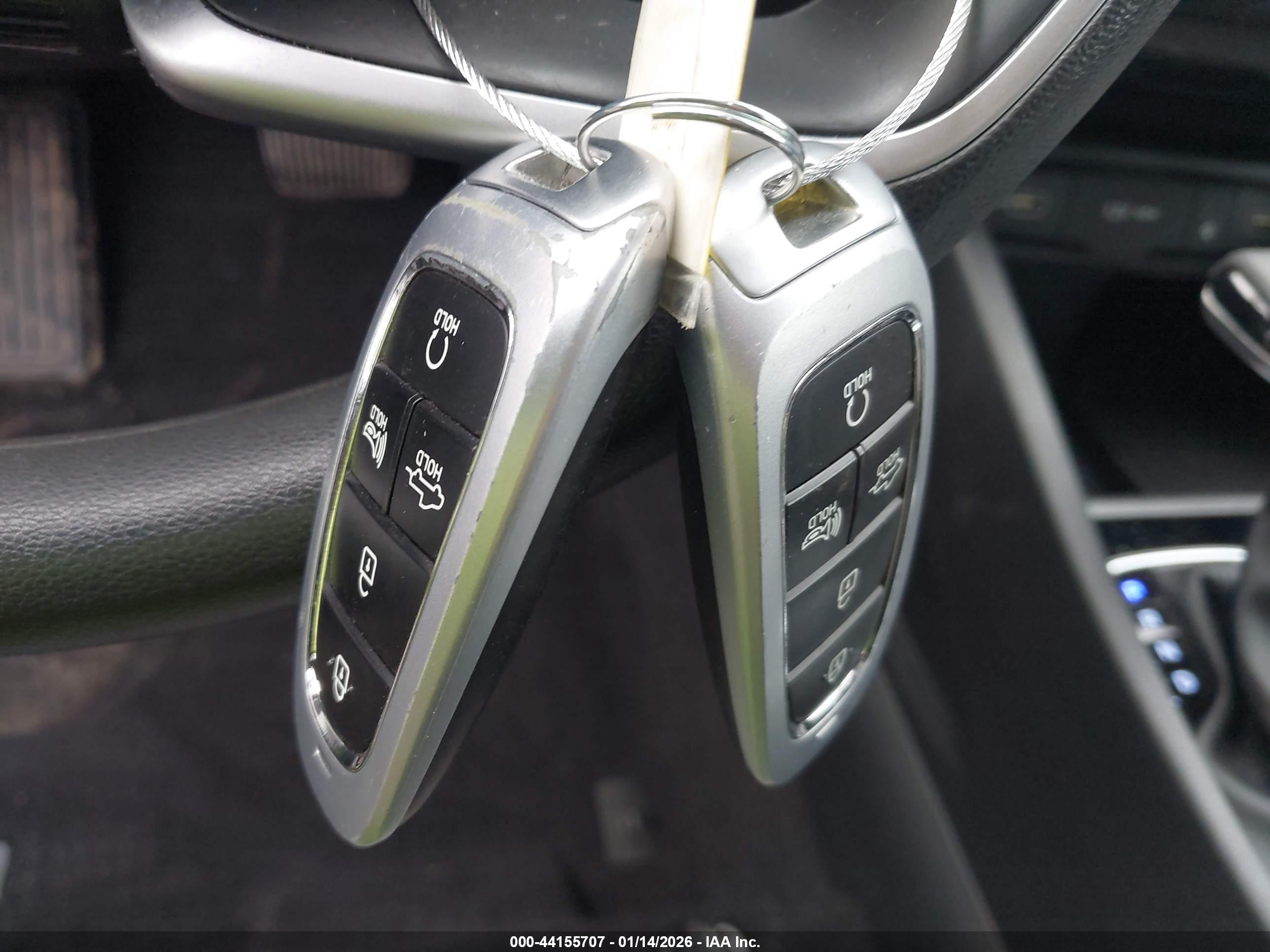 HYUNDAI SANTA image 11