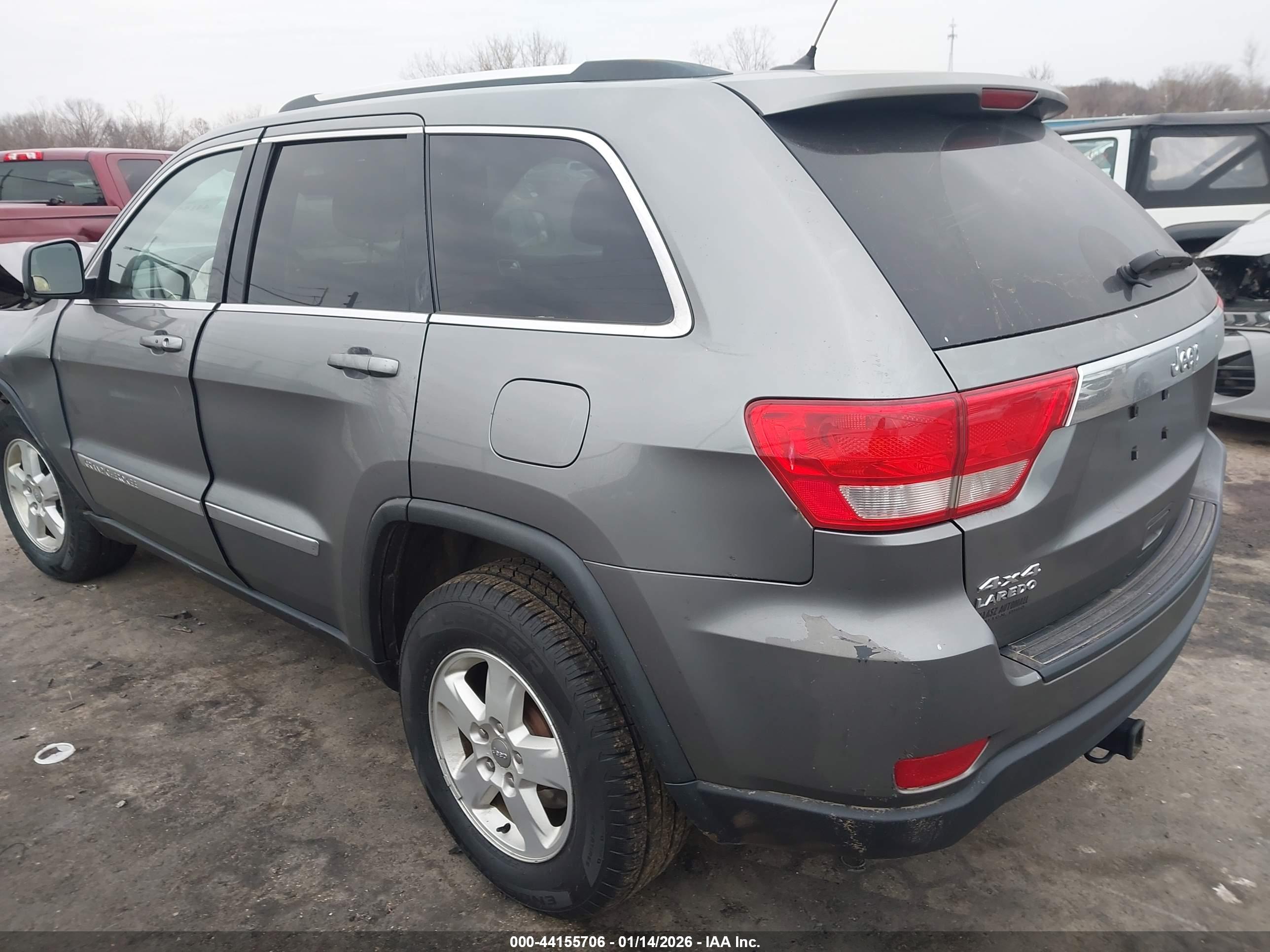 JEEP GRAND image 3