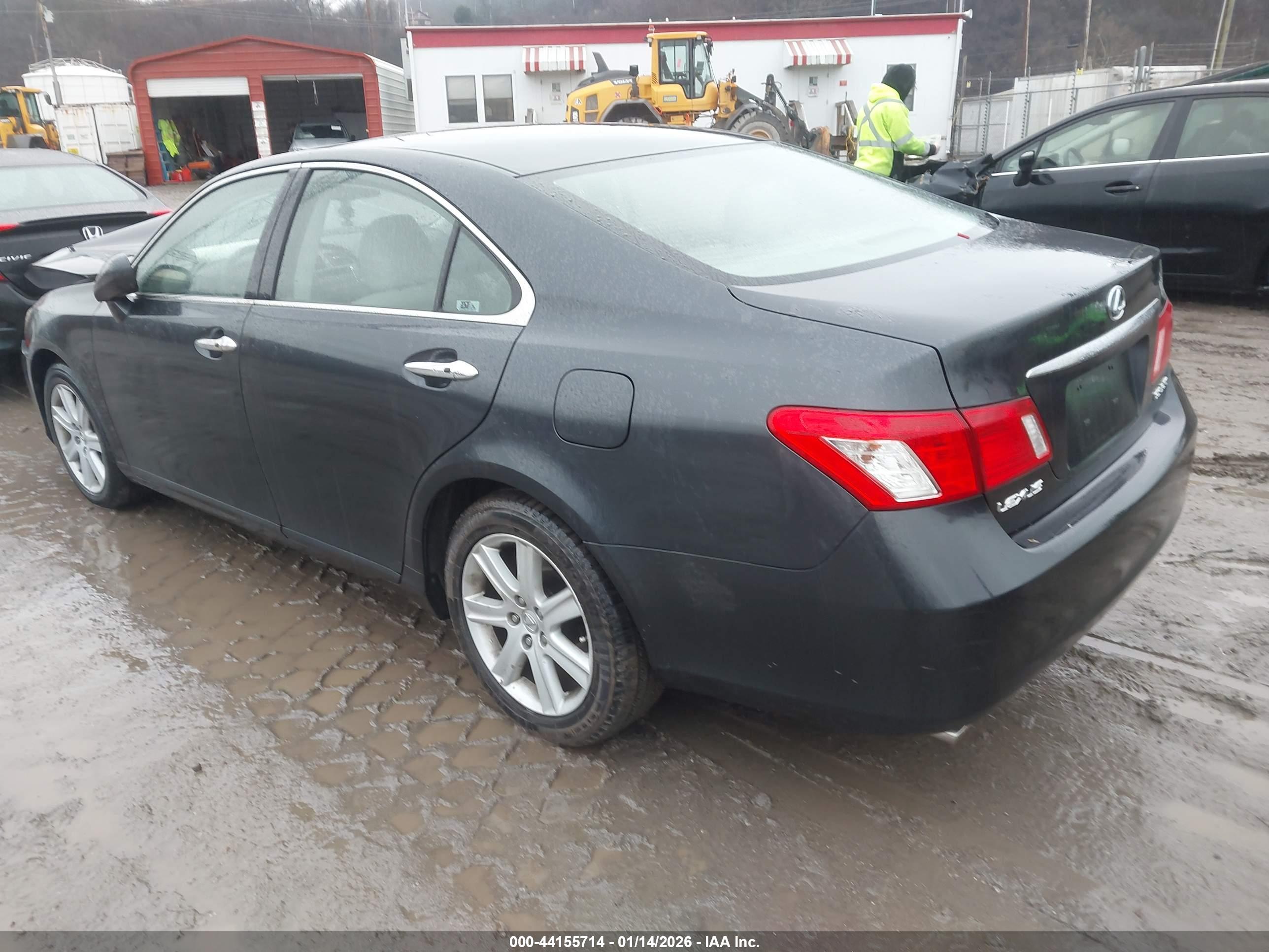 LEXUS ES image 3
