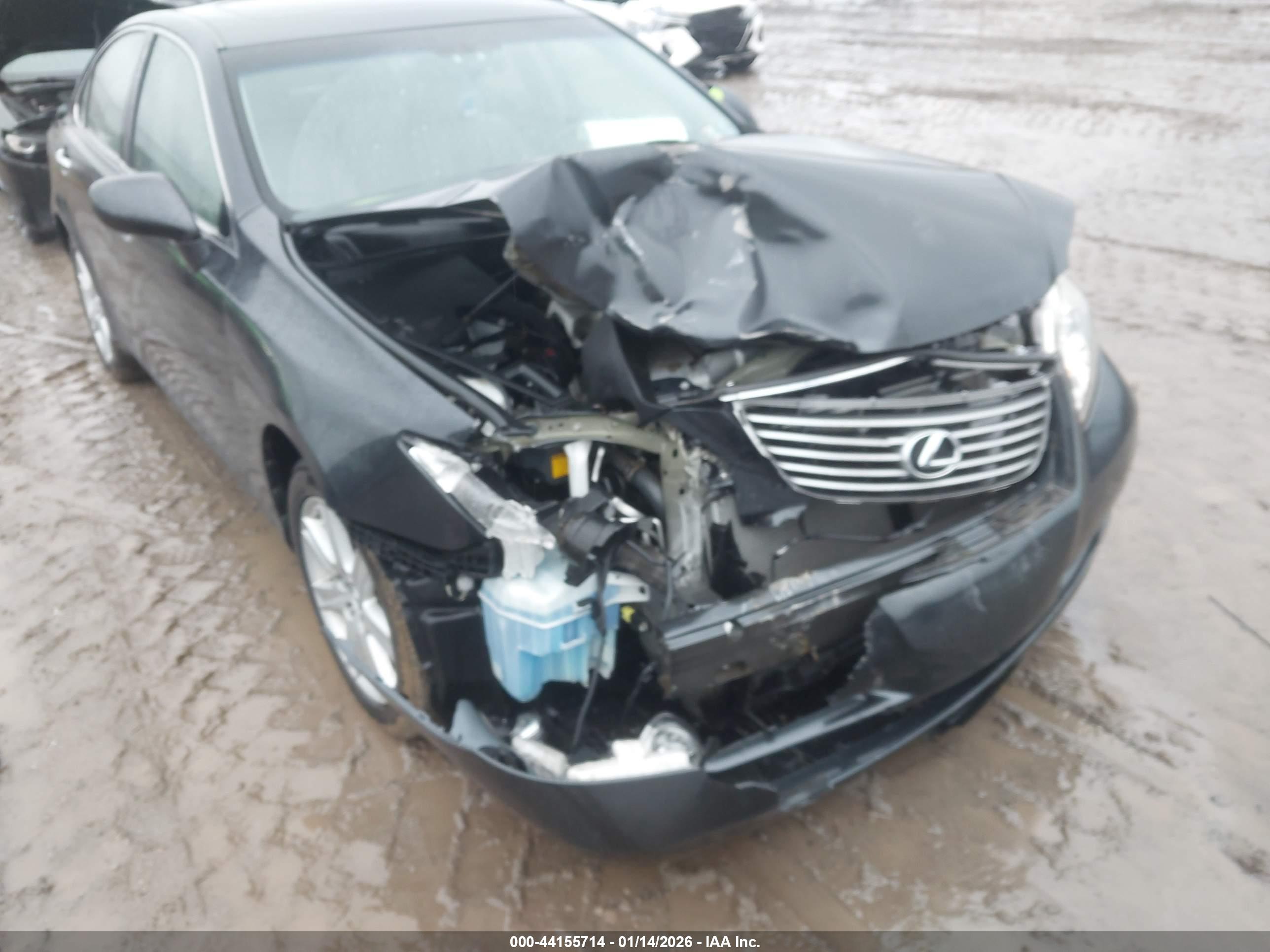 LEXUS ES image 6