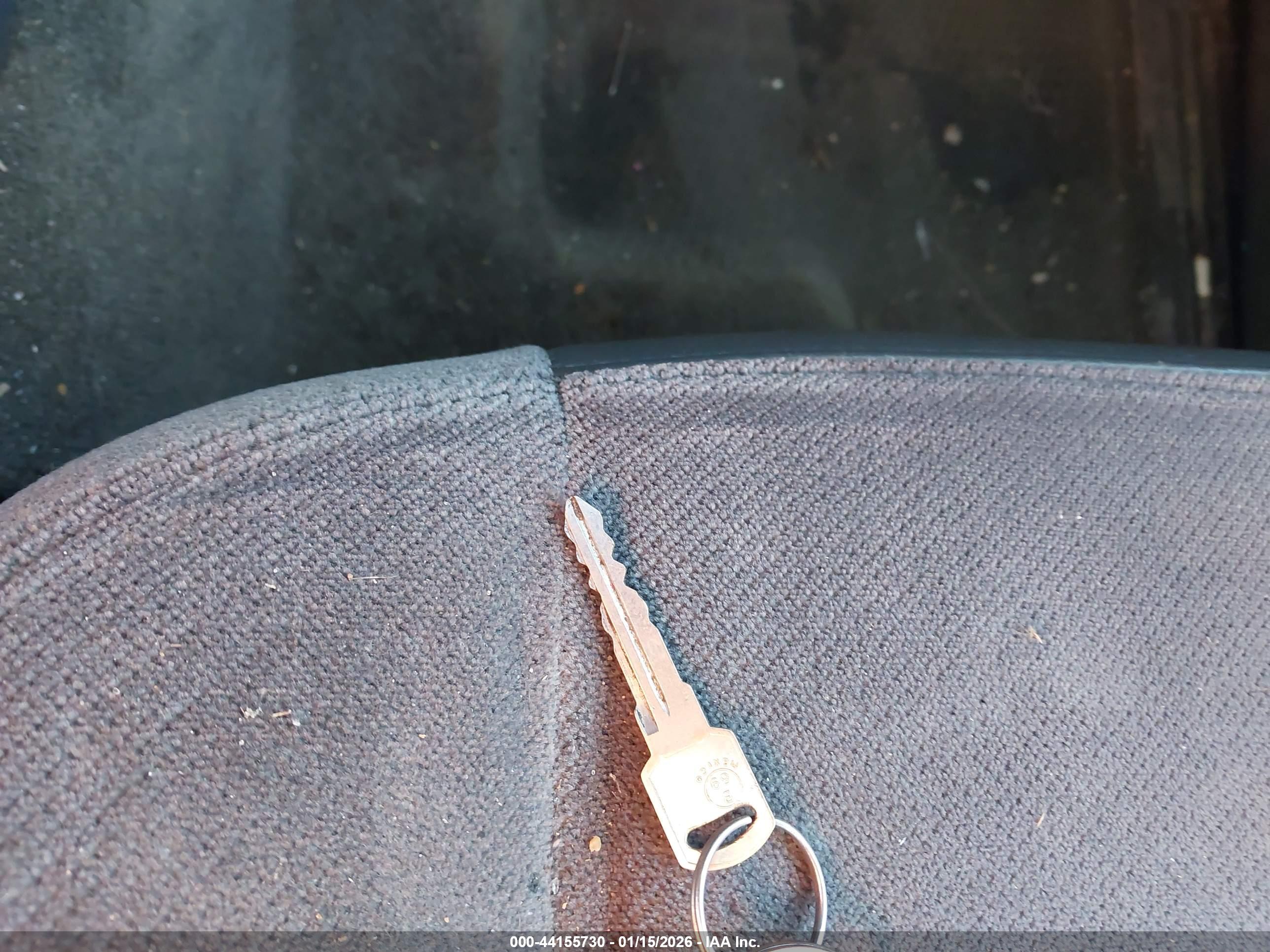 GMC SIERRA image 11