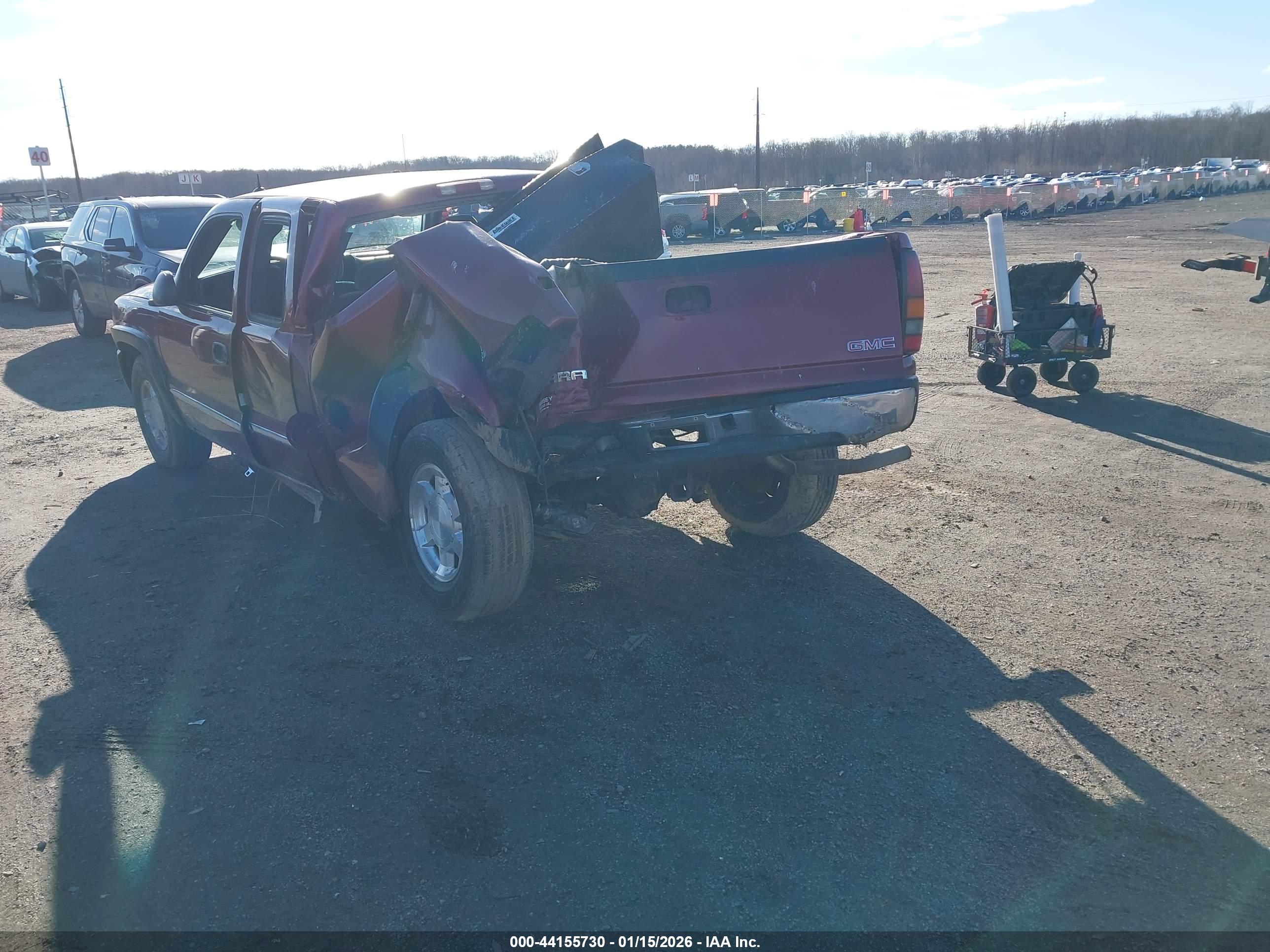 GMC SIERRA image 3